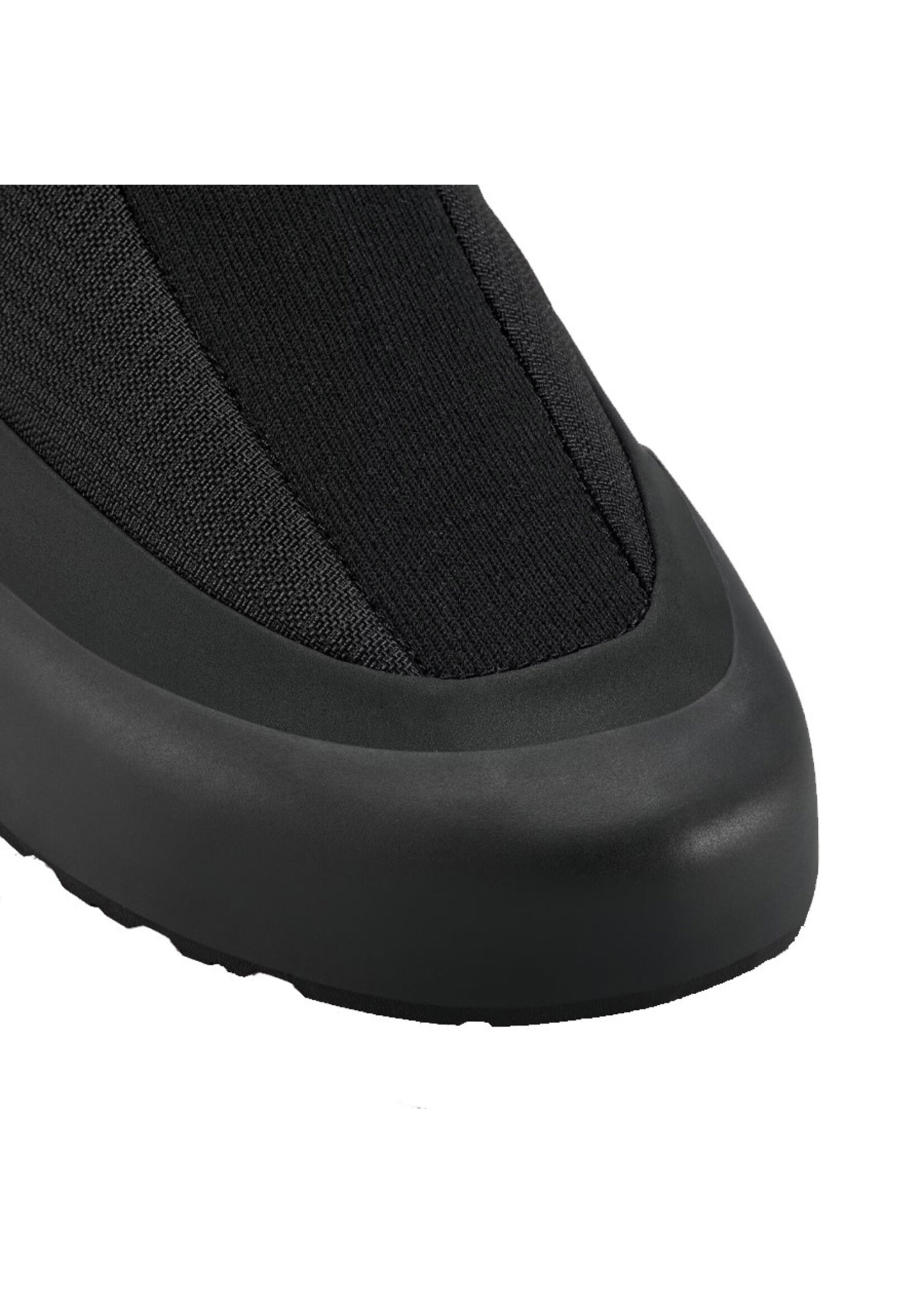ARC'TERYX Souliers isolant KRAGG / Noir (Homme)