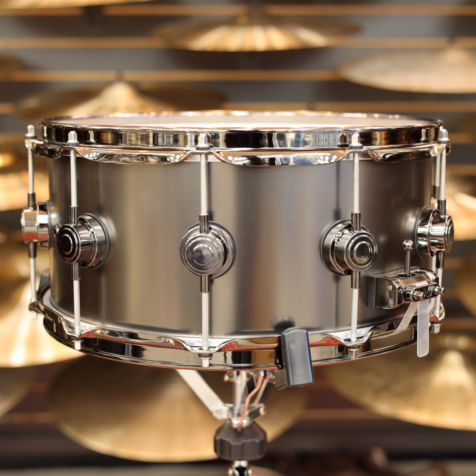 DW DW Collector's Series Satin Black Nickel Over Brass 6.5x14 Snare Drum w/Black Nickel Hardware