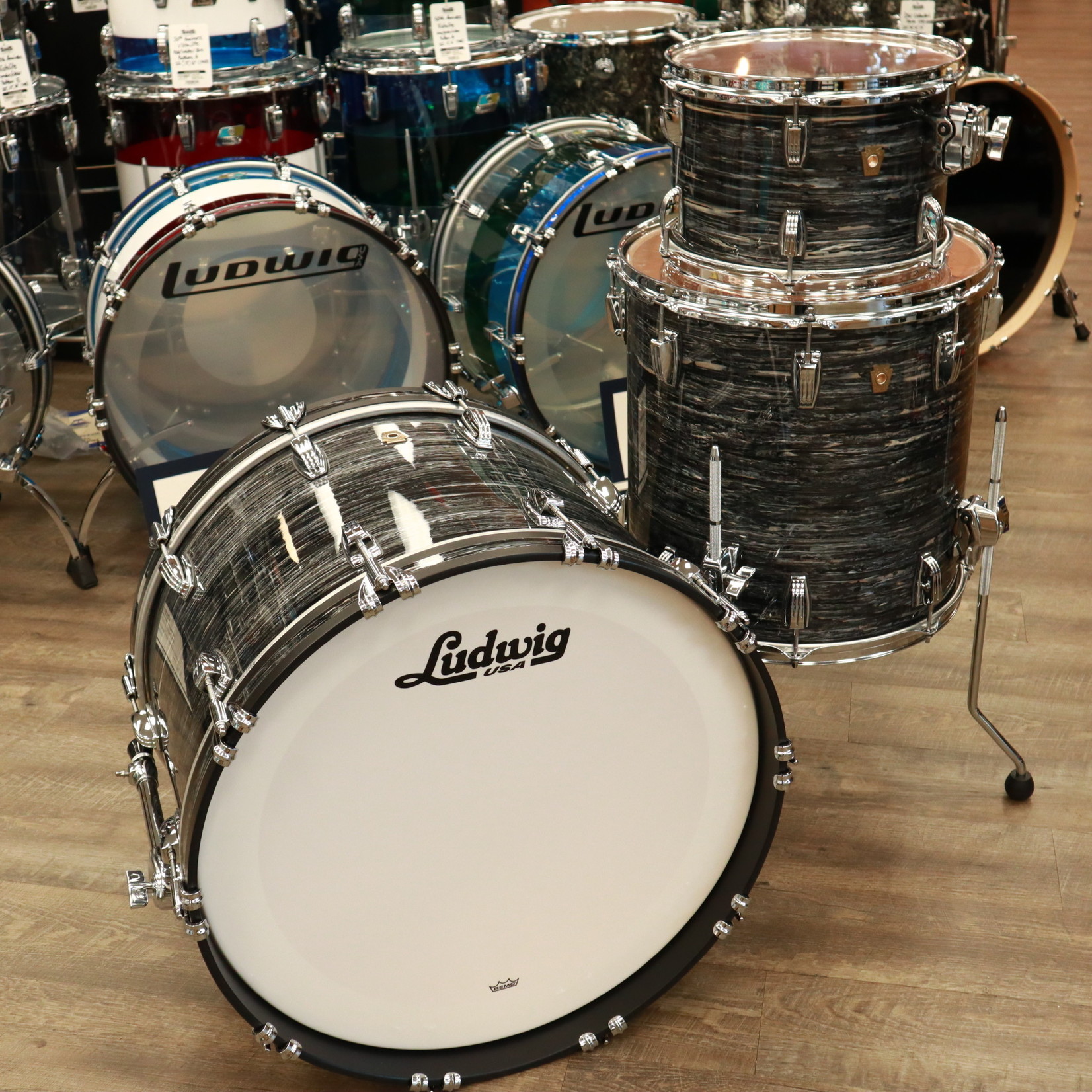Ludwig Ludwig Classic Maple FAB 3-Piece Shell Pack 13/16/22 (Vintage Black Oyster)