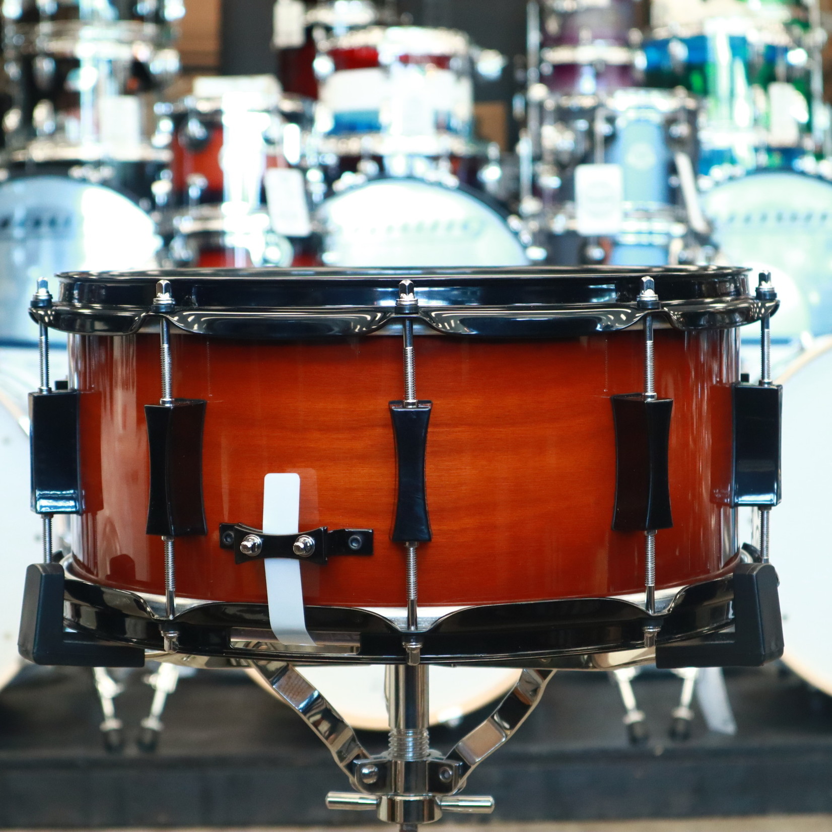 Pork Pie Pork Pie 6.5x14" Cherry Snare Drum With Maple Re-Rings, Tobacco Gloss, Black Hardware