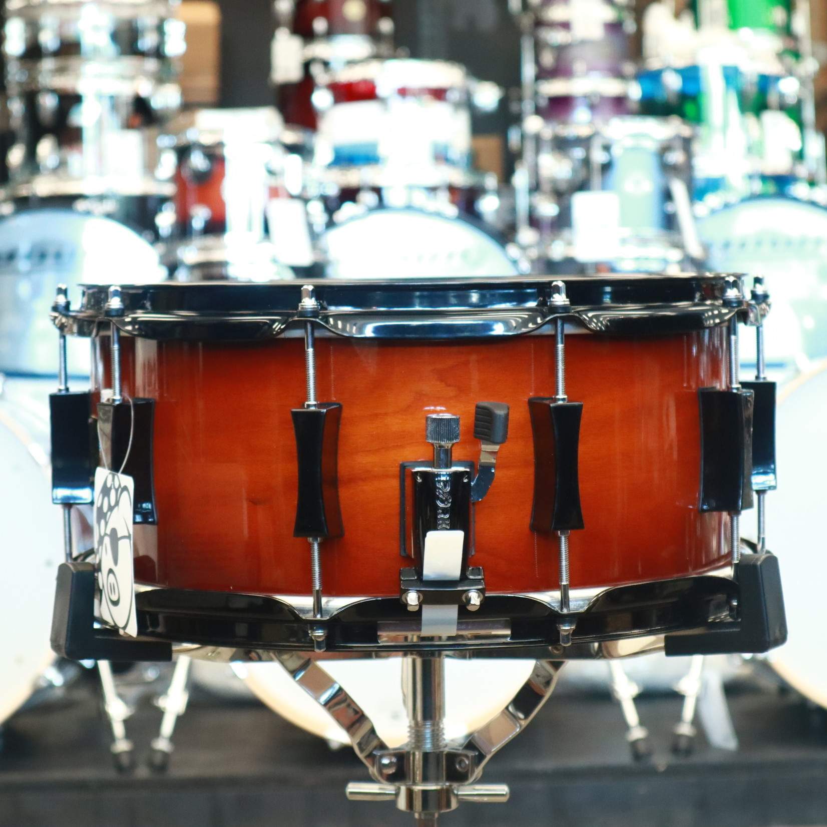 Pork Pie Pork Pie 6.5x14" Cherry Snare Drum With Maple Re-Rings, Tobacco Gloss, Black Hardware