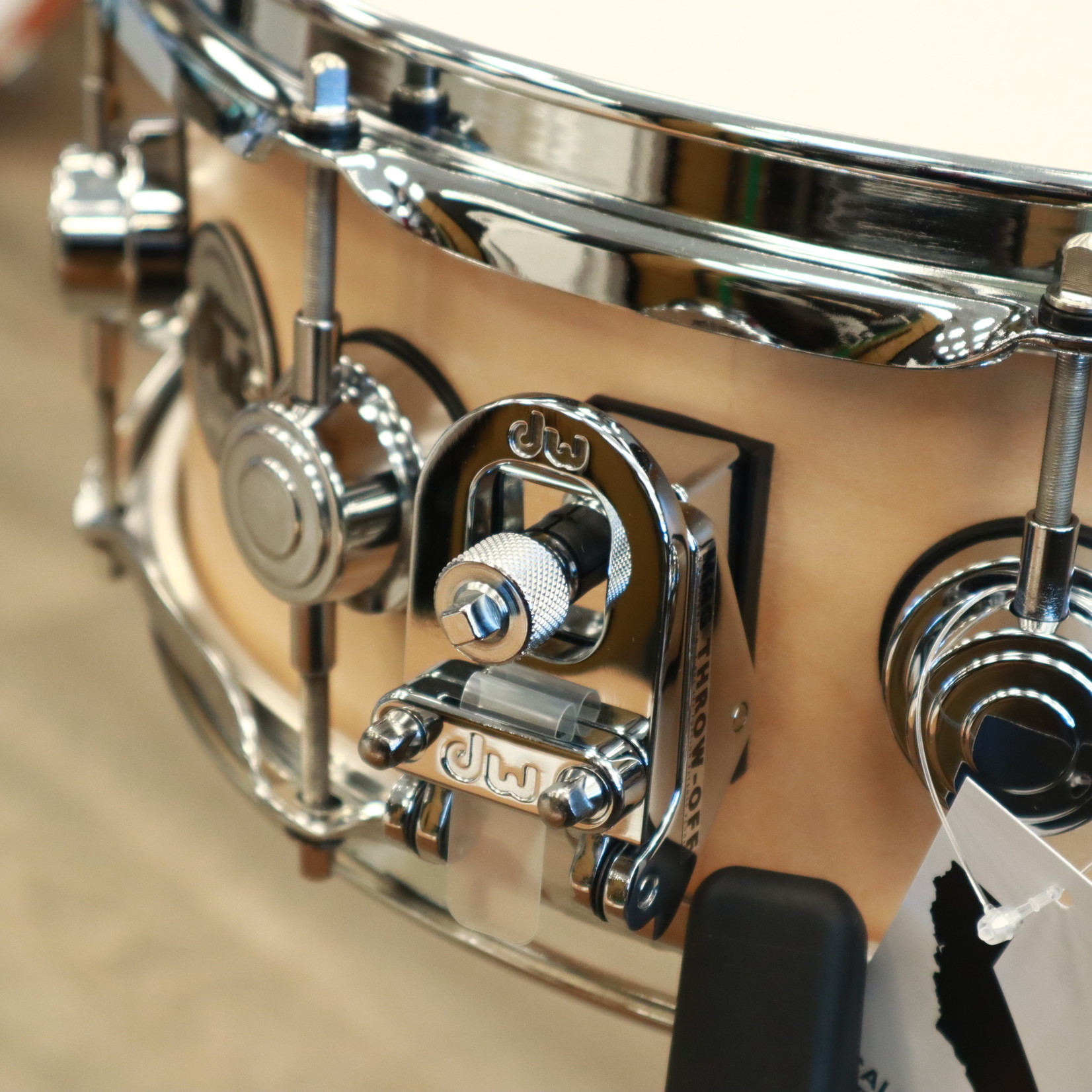 DW DW Collector's 5x14" Standard Maple Snare Drum Satin Oil w/ Chrome Hardware