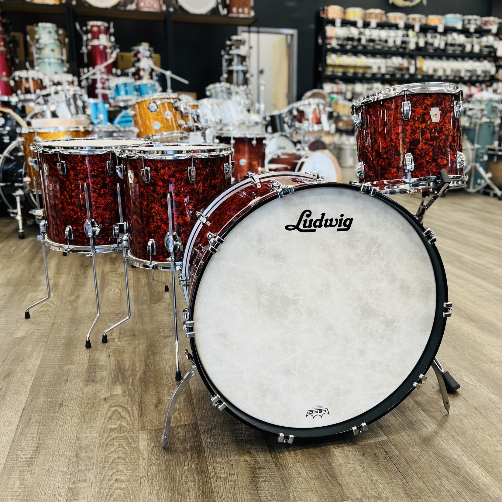 Ludwig Used Ludwig Classic Maple 4-Piece Shell Pack 12/14/16/24 (Sunset Diamond Pearl)