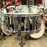 Gretsch Gretsch USA Custom 6.5x14" Chrome over Brass Snare Drum