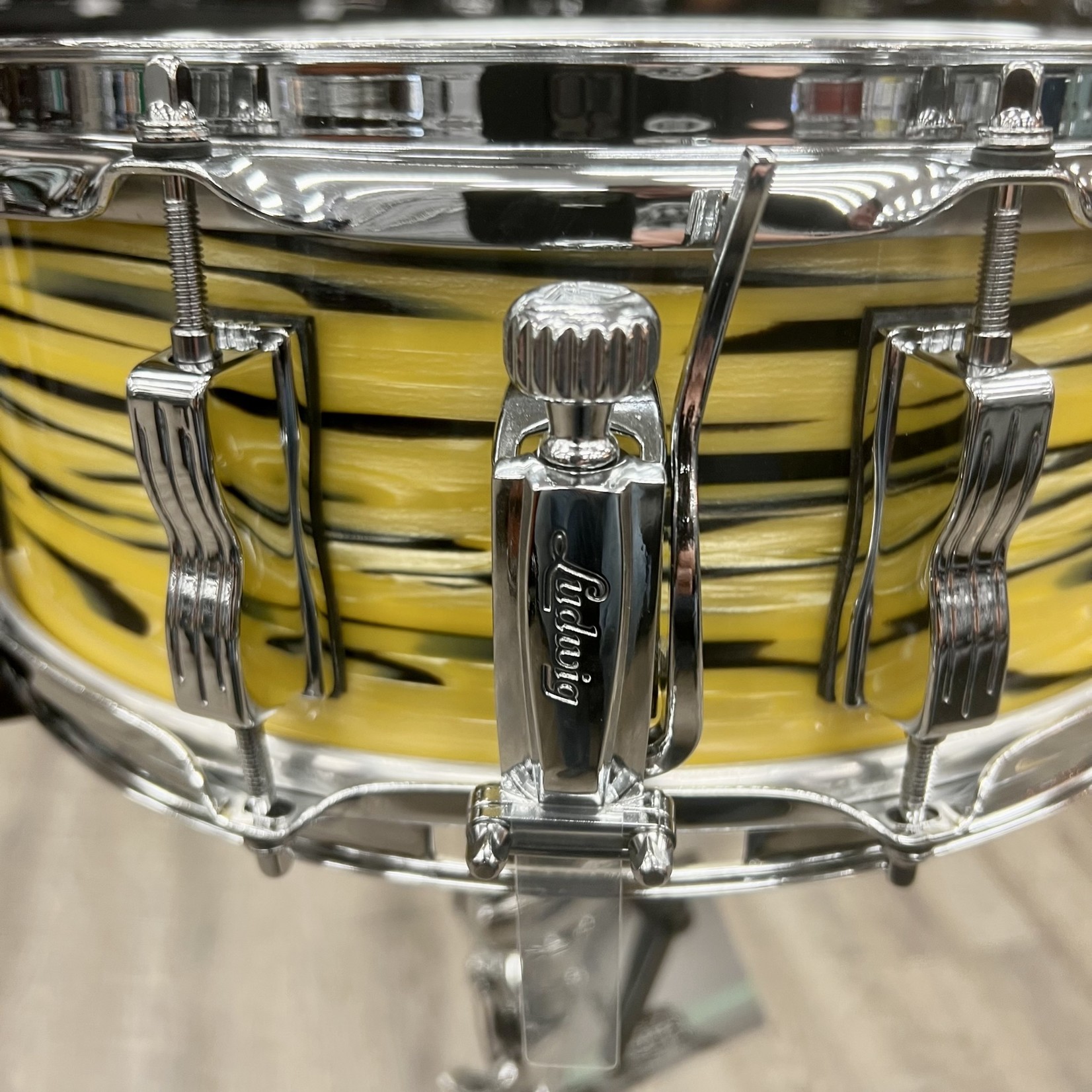 Ludwig Ludwig Classic Maple 5x14" Snare Drum (Lemon Oyster)