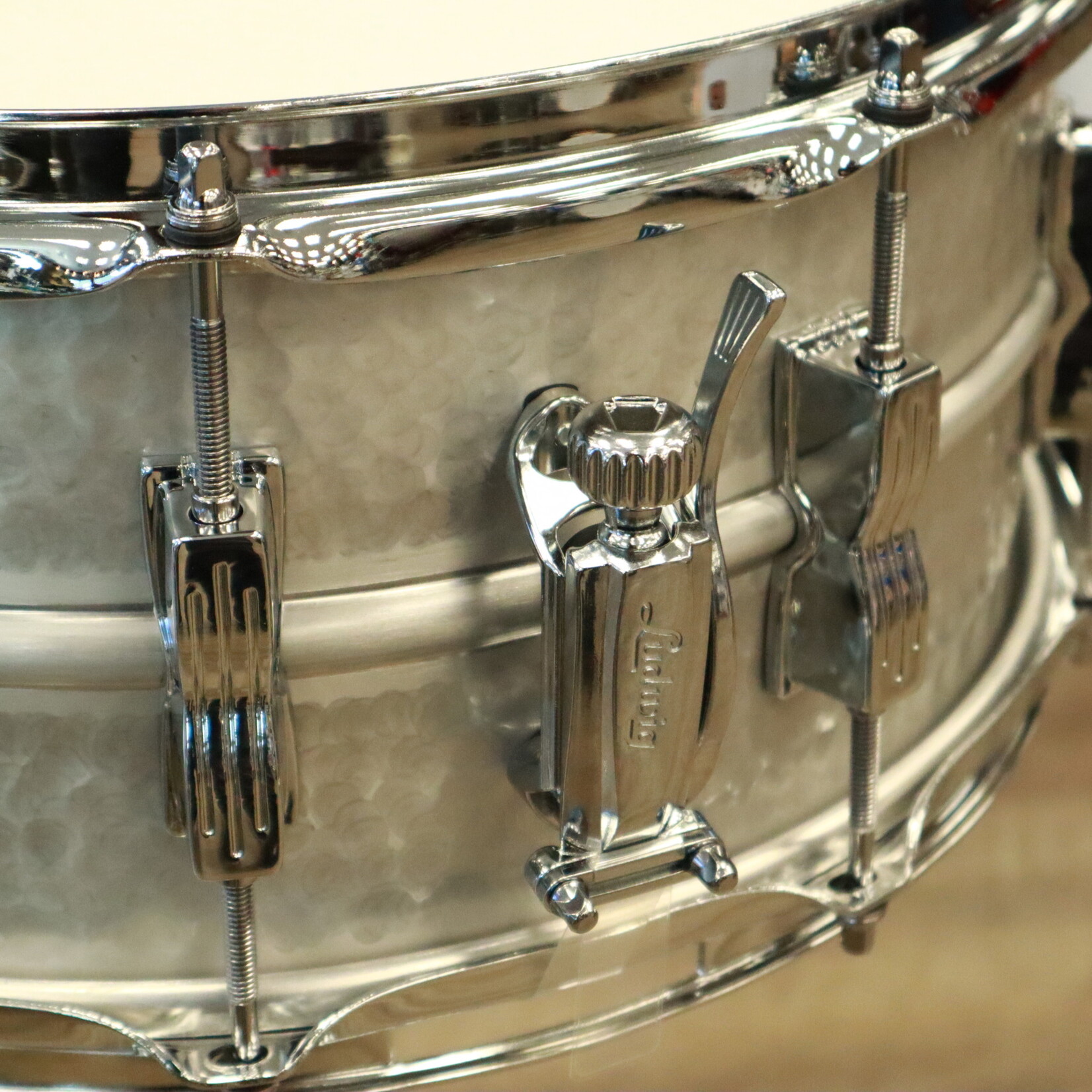 Ludwig Ludwig 6.5x14" Hammered Acrolite Snare Drum LM405K