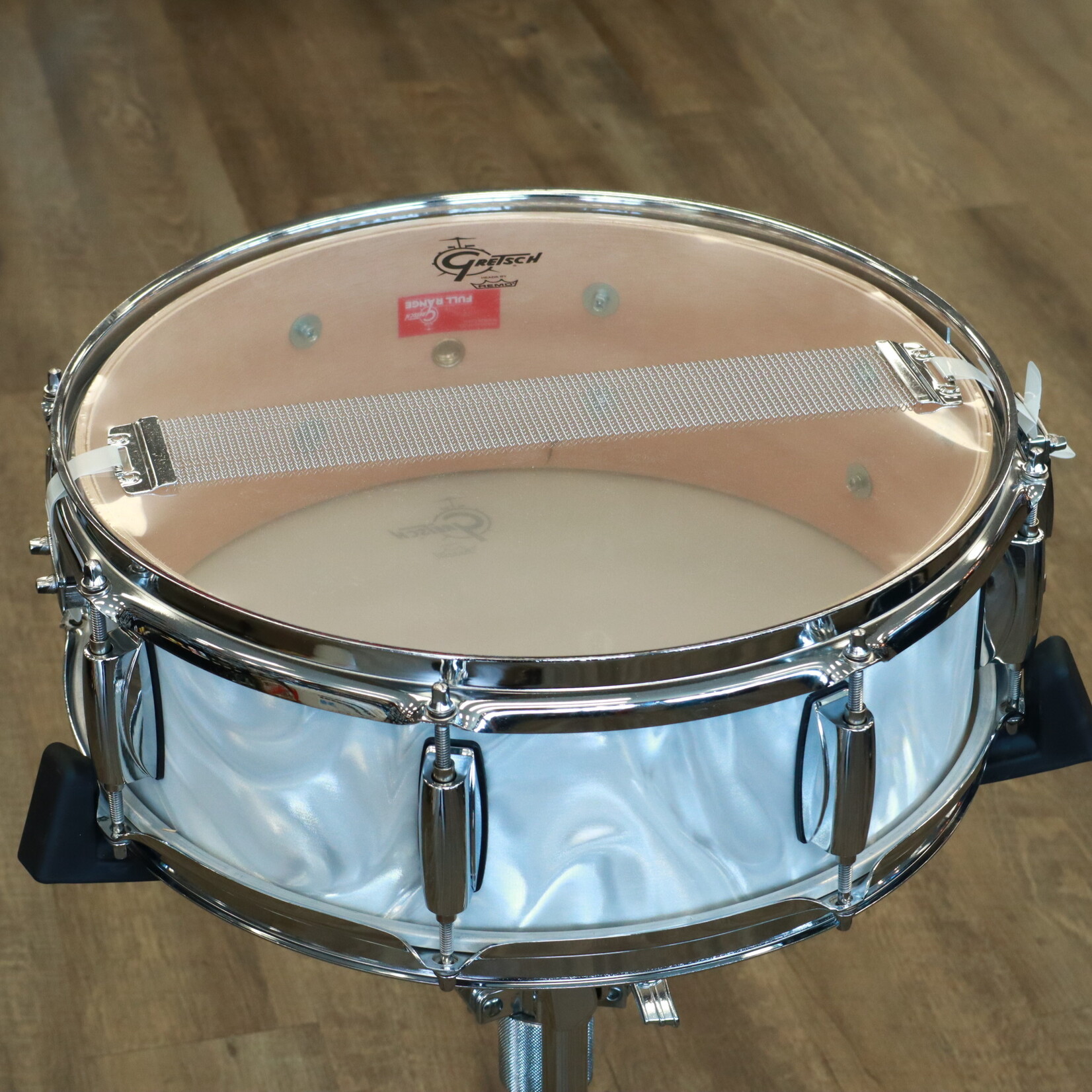 Gretsch Gretsch Catalina Club 5.5x14" Snare Drum (White Satin Flame)