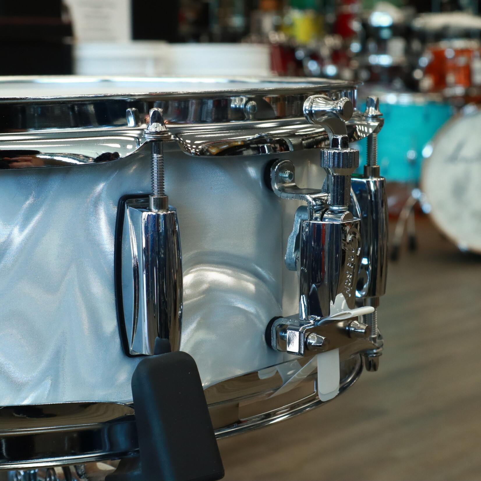 Gretsch Gretsch Catalina Club 5.5x14" Snare Drum (White Satin Flame)