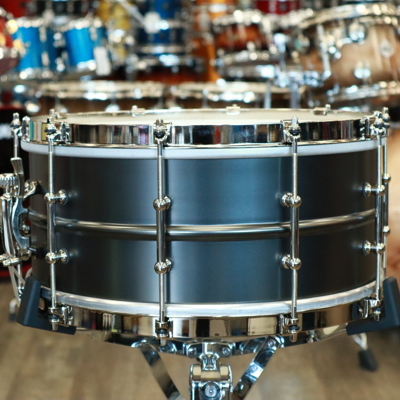 Ludwig Ludwig 6.5x14" Limited Edition "Satin De Luxe" Snare Drum (Satin Black over Brass, Tube Lugs, Single Flanged Hoop, Nickel Plated Hardware)