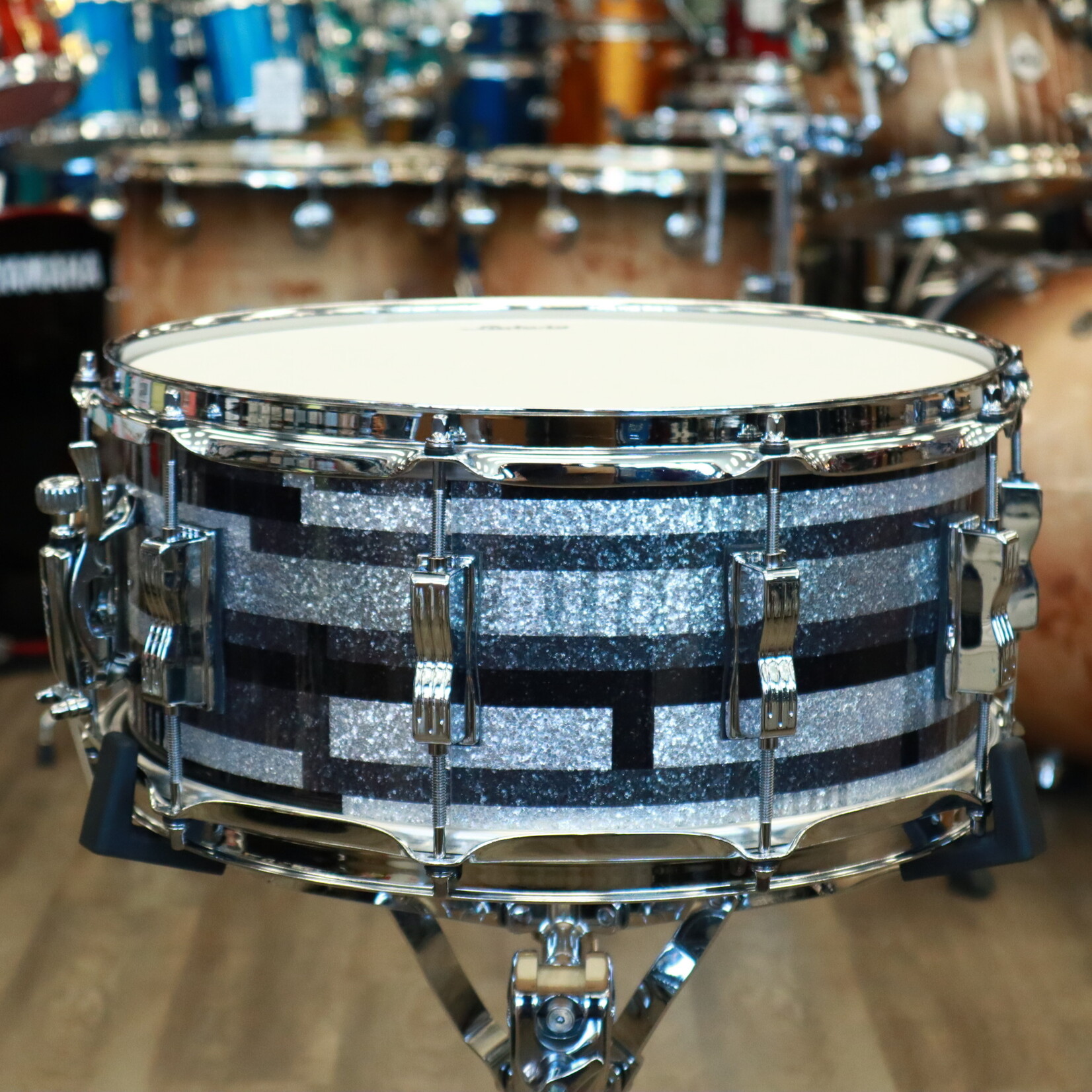 Ludwig Ludwig Classic Maple 6.5x14" Snare Drum (Digital Sparkle)
