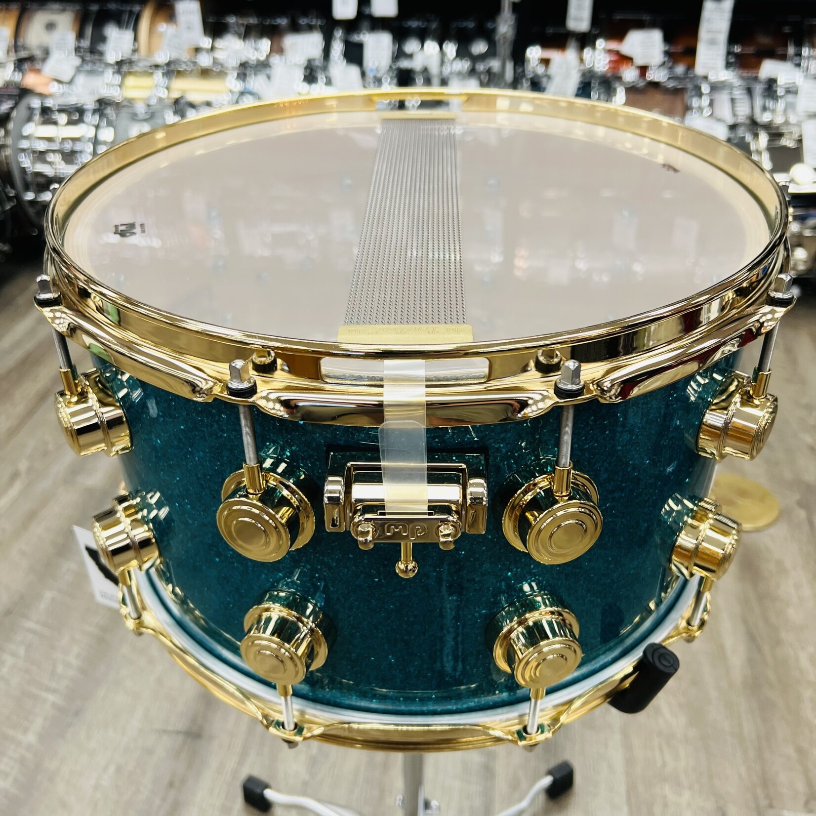 DW DW Collector's 8x14" Maple SSC Shell Snare Drum (Teal Glass Glitter with Gold Hardware)