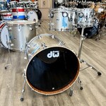 DW DW Collector's Series Maple/Mahogany 4-Pc Shell Pack 22/10/12/16 (Nickel Sparkle Glass w. Chrome HW)
