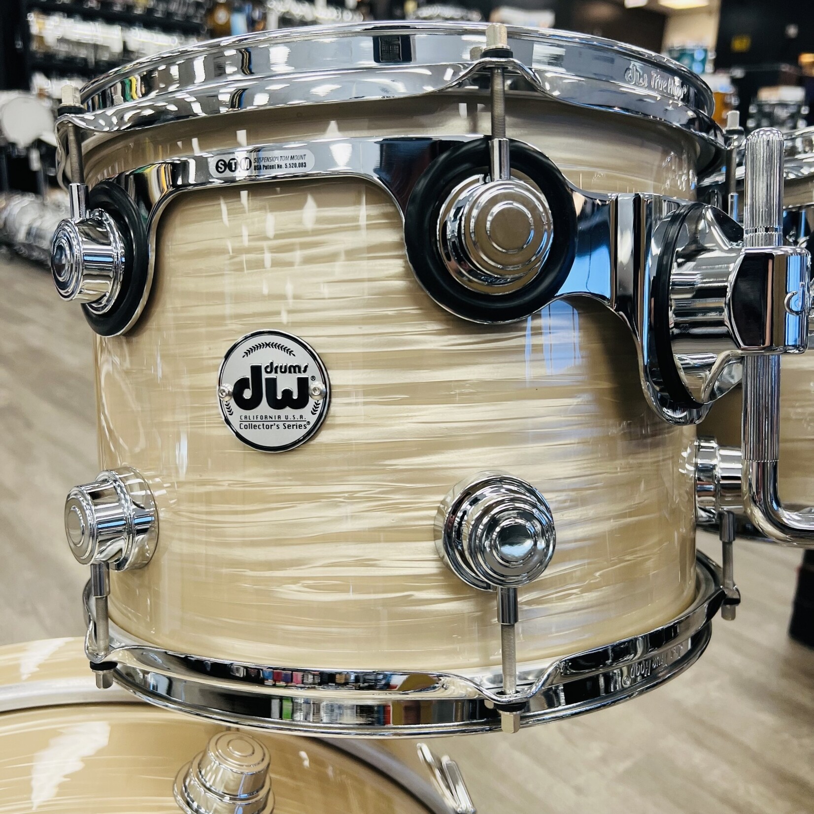 DW DW Collector's Series "333" Maple 5-PC Shell Pack 22/10/12/14/16 (Creme Oyster)