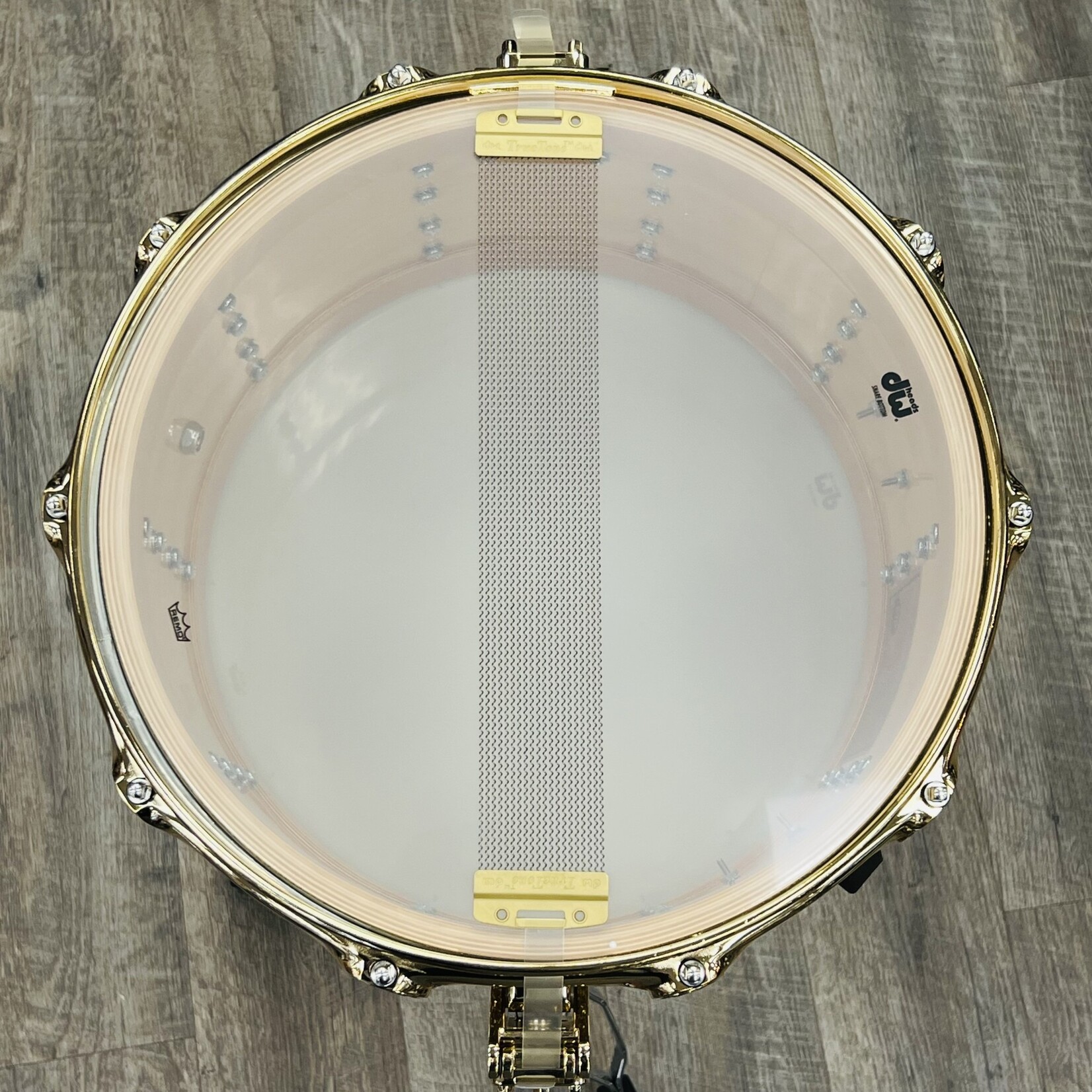 DW DW Collector's Series 8x14" Standard Maple Snare Drum (Gold Glass w/ Gold Hardware)