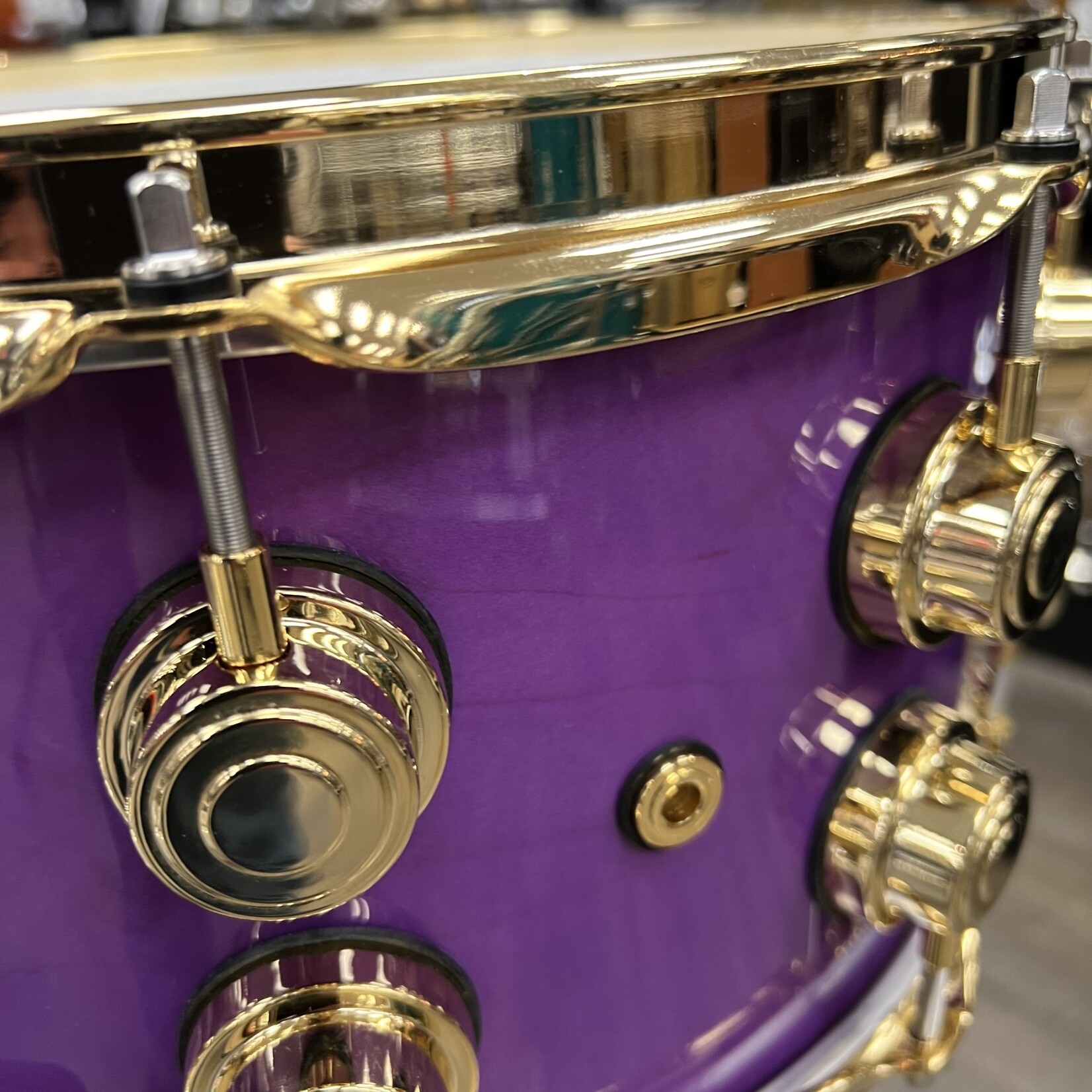 DW DW Collector's SSC Maple Lacquer Custom 7x14" (Ultraviolet Purple w/ Gold Hardware)