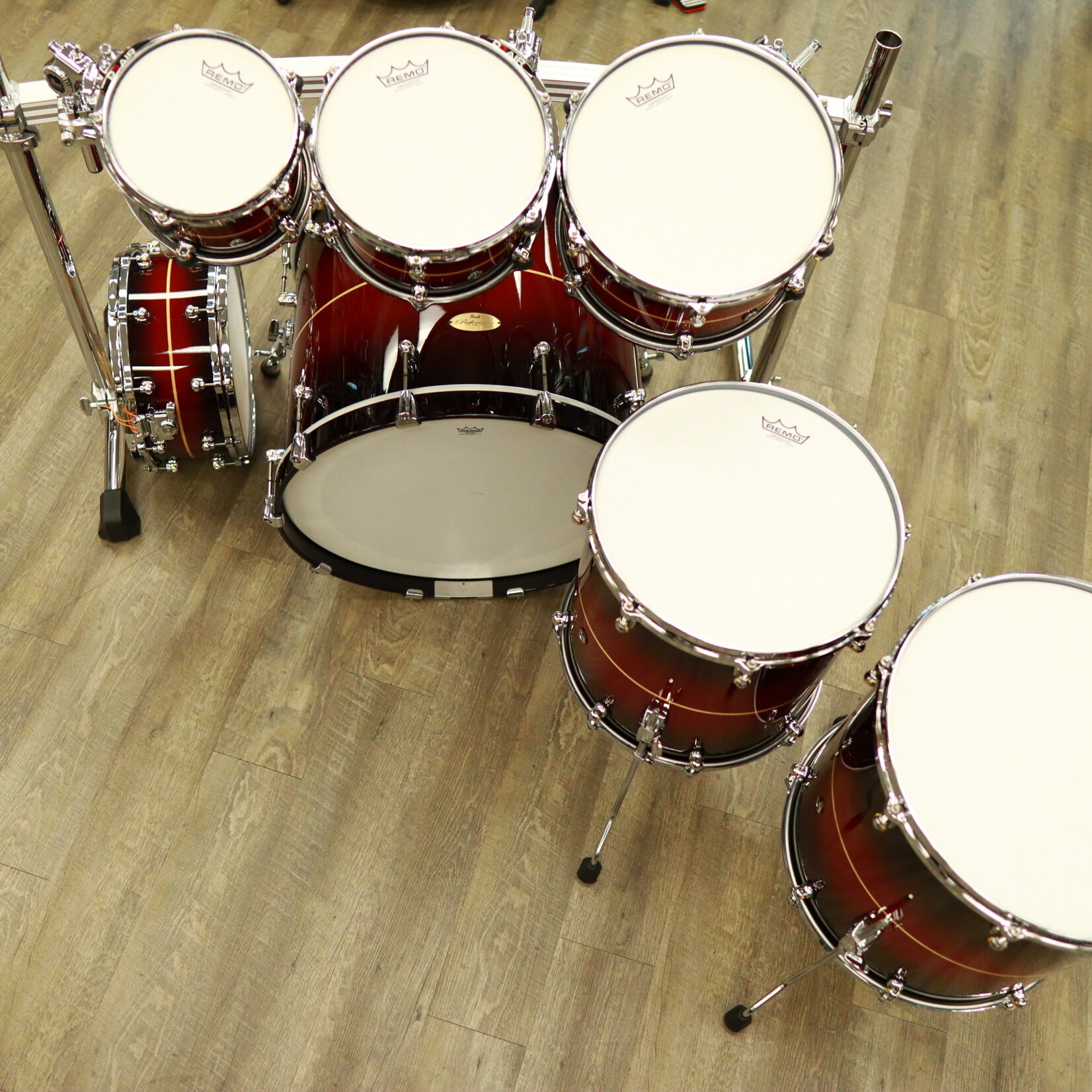 Pearl Pearl Reference One 7-Pc Shell Pack (Played by Omar Hakim) 8/10/12/14/16/22/14s (Red Burst Stripe)