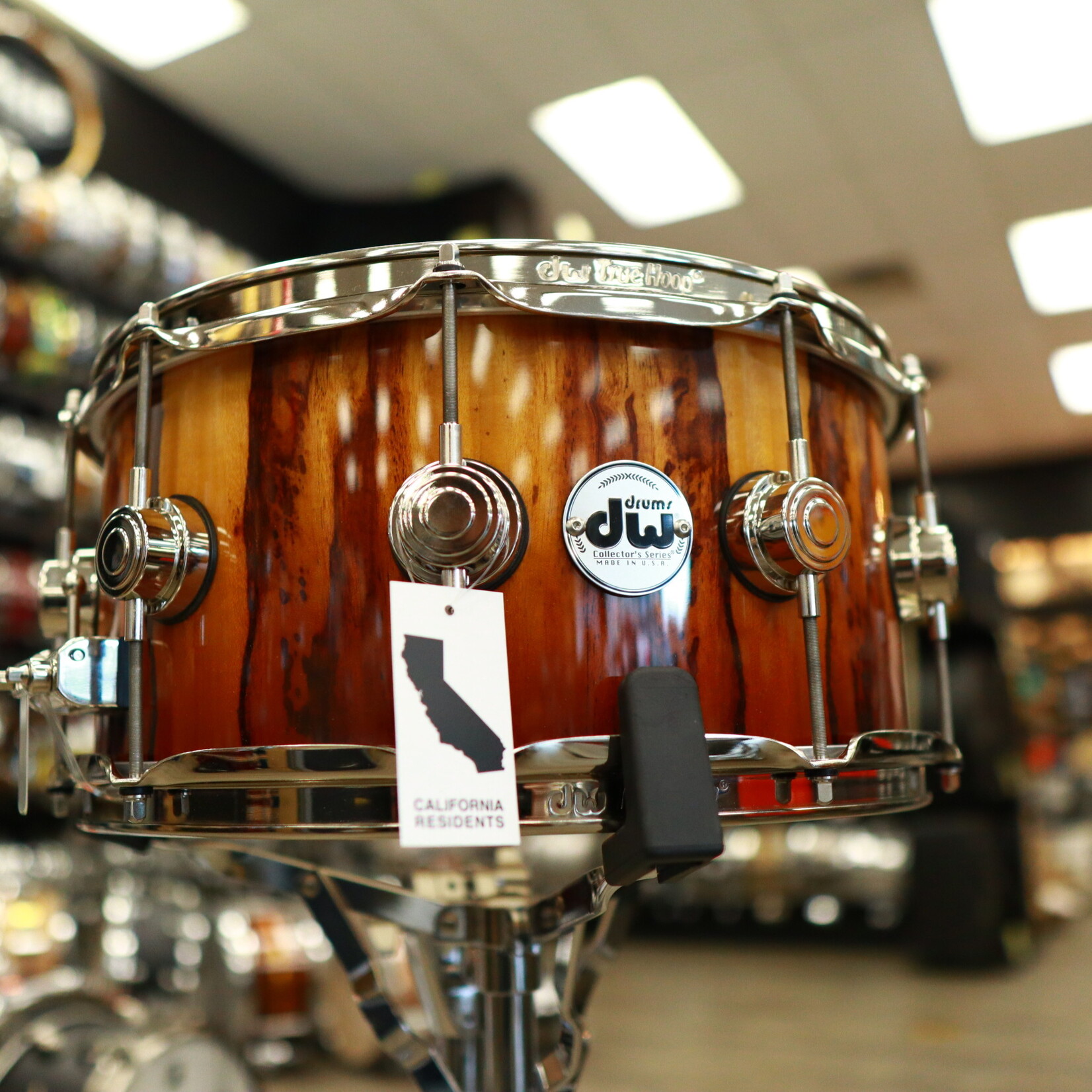 DW DW Collector's Series Exotic Standard Maple 6.5x14" Snare Drum (Natural To Burnt Toast Fade over African Chen Chen w/ Nickel Hardware)