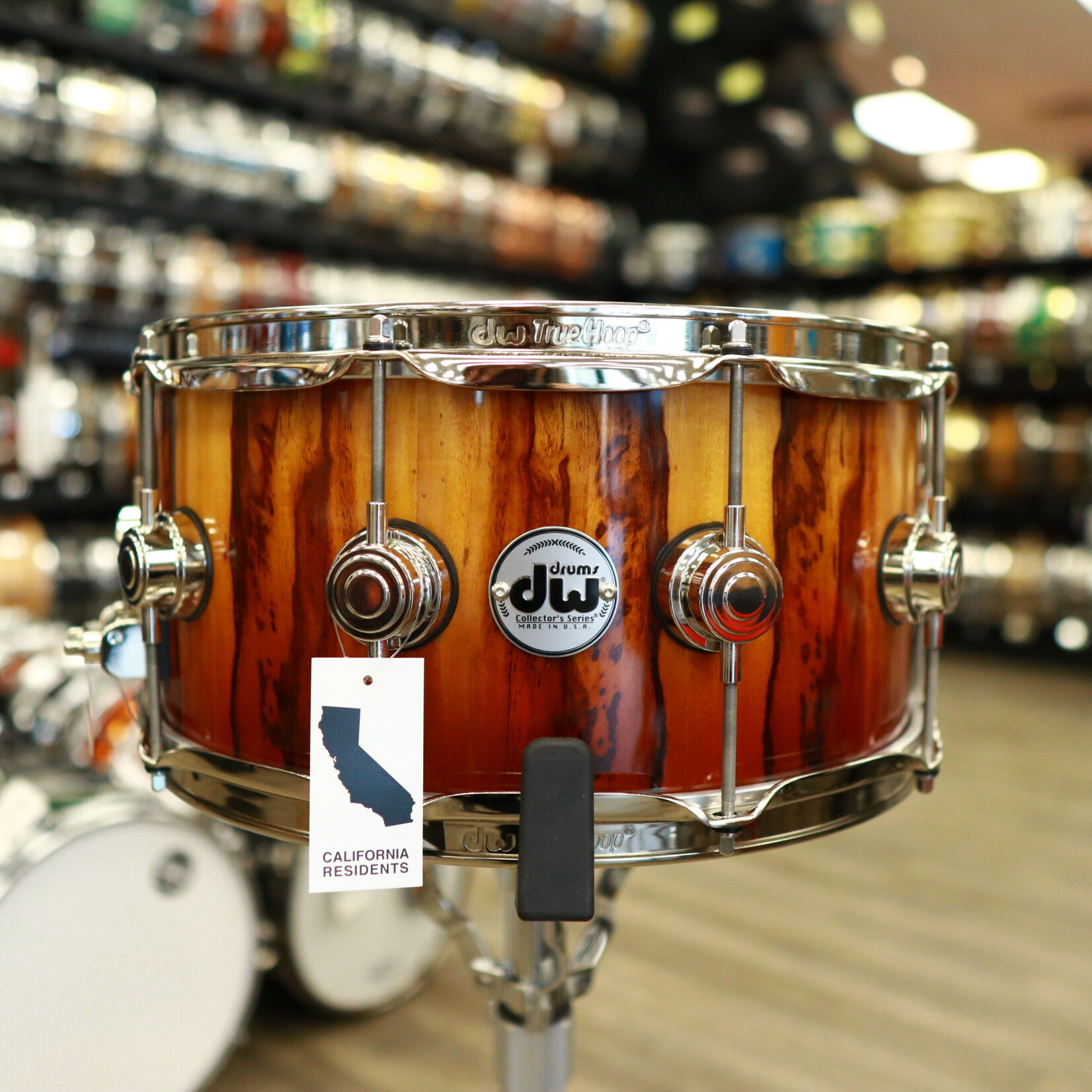 DW DW Collector's Series Exotic Standard Maple 6.5x14" Snare Drum (Natural To Burnt Toast Fade over African Chen Chen w/ Nickel Hardware)