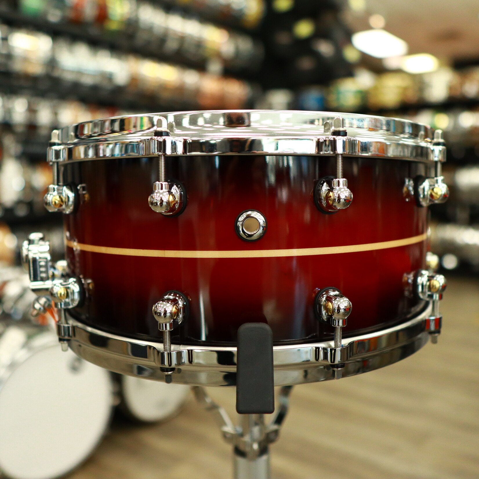 Pearl Pearl Reference One 6.5x14" Snare Drum (Played by Omar Hakim) (Red Burst Stripe)