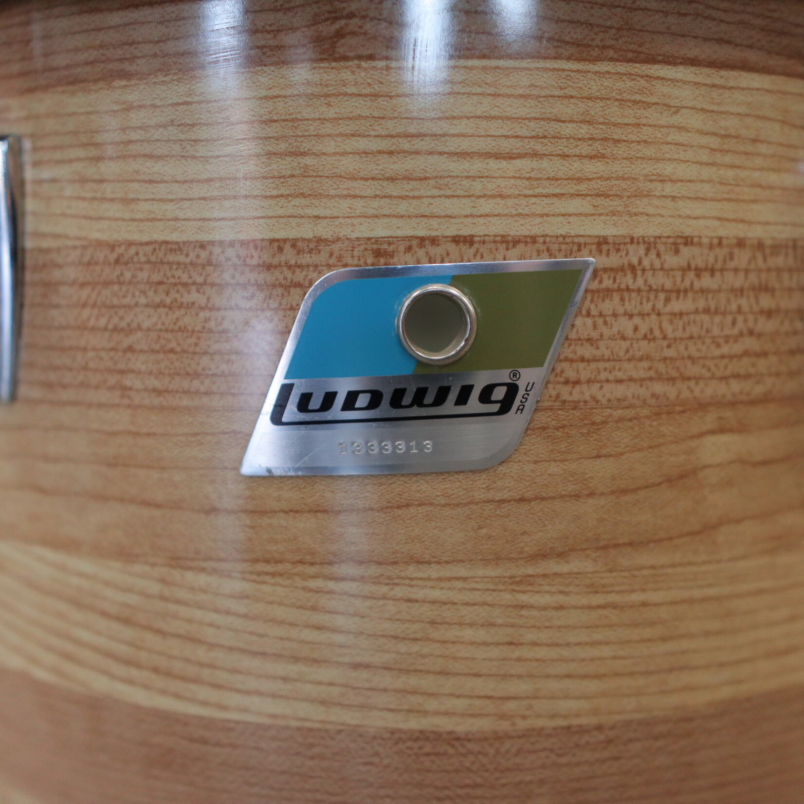 Ludwig 70s Ludwig 9x13" 3-Ply Concert Tom Blue/Olive Pointy Badge (Butcher Block)
