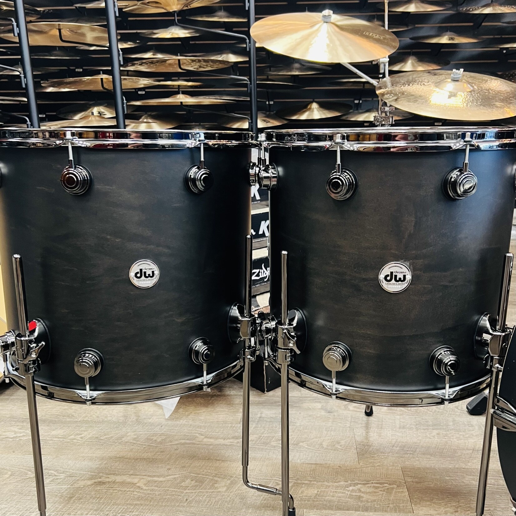 DW DW Collector's Series SSC Maple 5-Pc Shell Pack 13/16/18/24/14s (Ebony Satin Oil w/ Black Nickel Hardware)