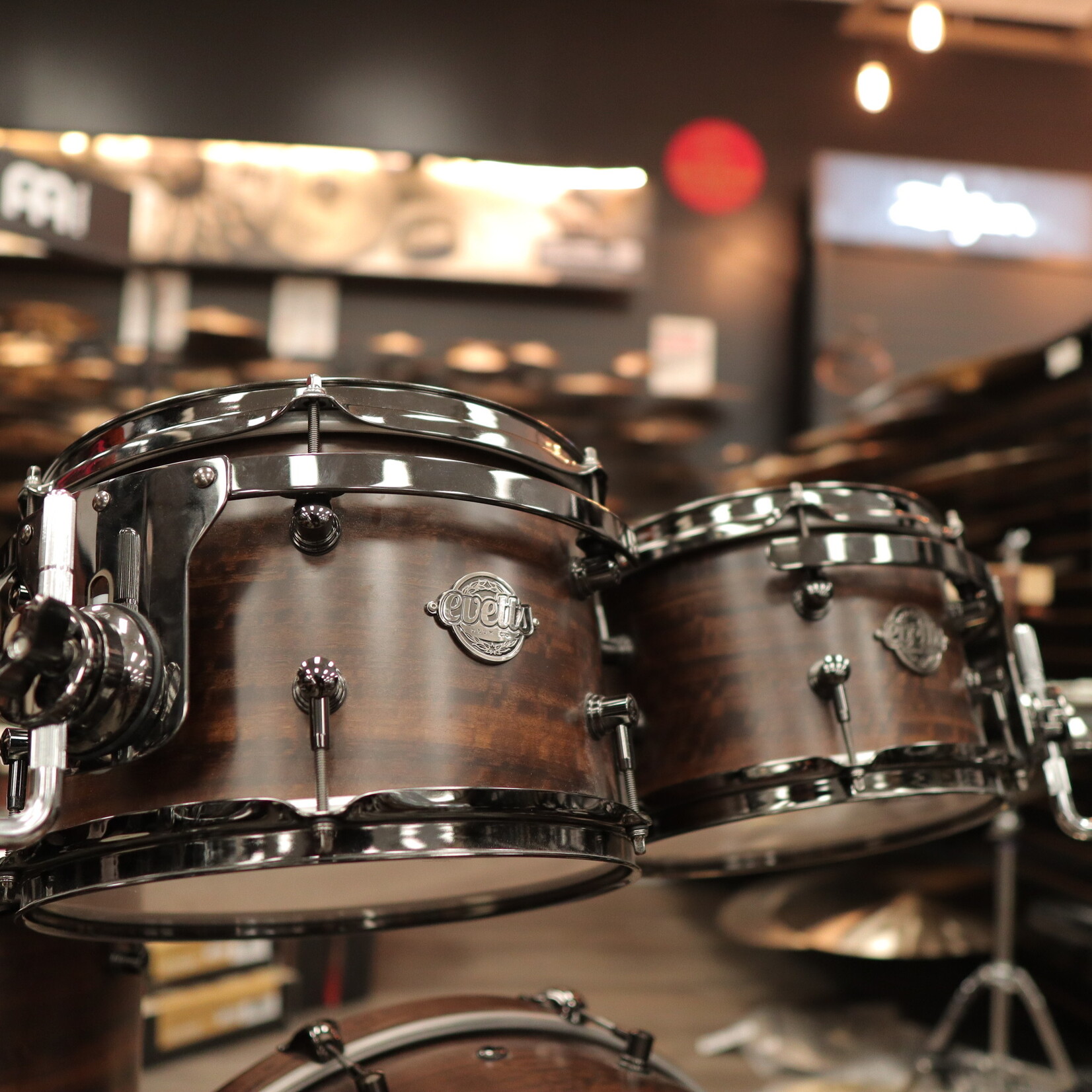 Evetts Drum Co. Pre-Owned Evetts 6-Piece Spotted Gum Shell Pack w/ Smoked Eucalyptus Veneer & Black Nickel Hardware 10/12/14/16/22/14sn