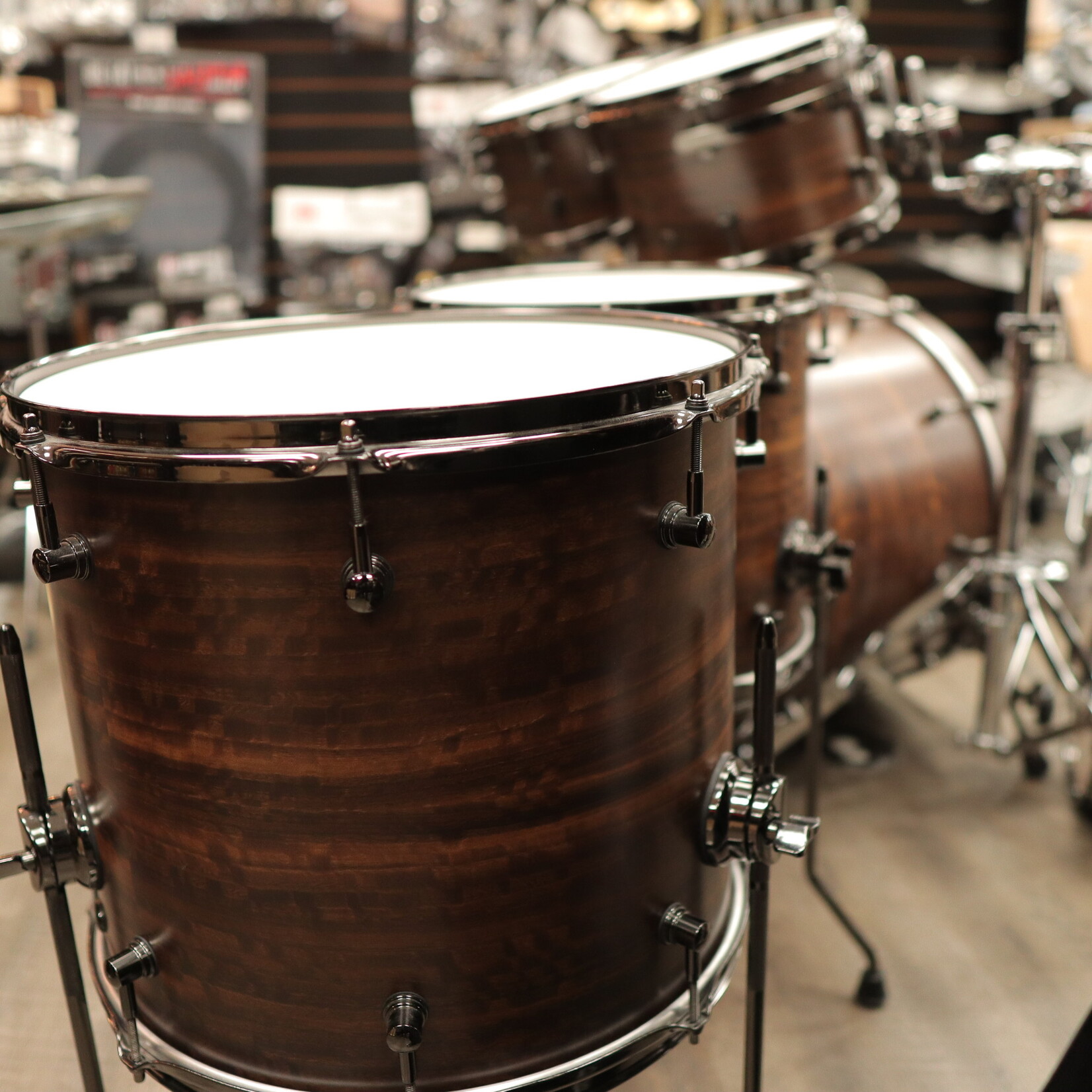 Evetts Drum Co. Pre-Owned Evetts 6-Piece Spotted Gum Shell Pack w/ Smoked Eucalyptus Veneer & Black Nickel Hardware 10/12/14/16/22/14sn