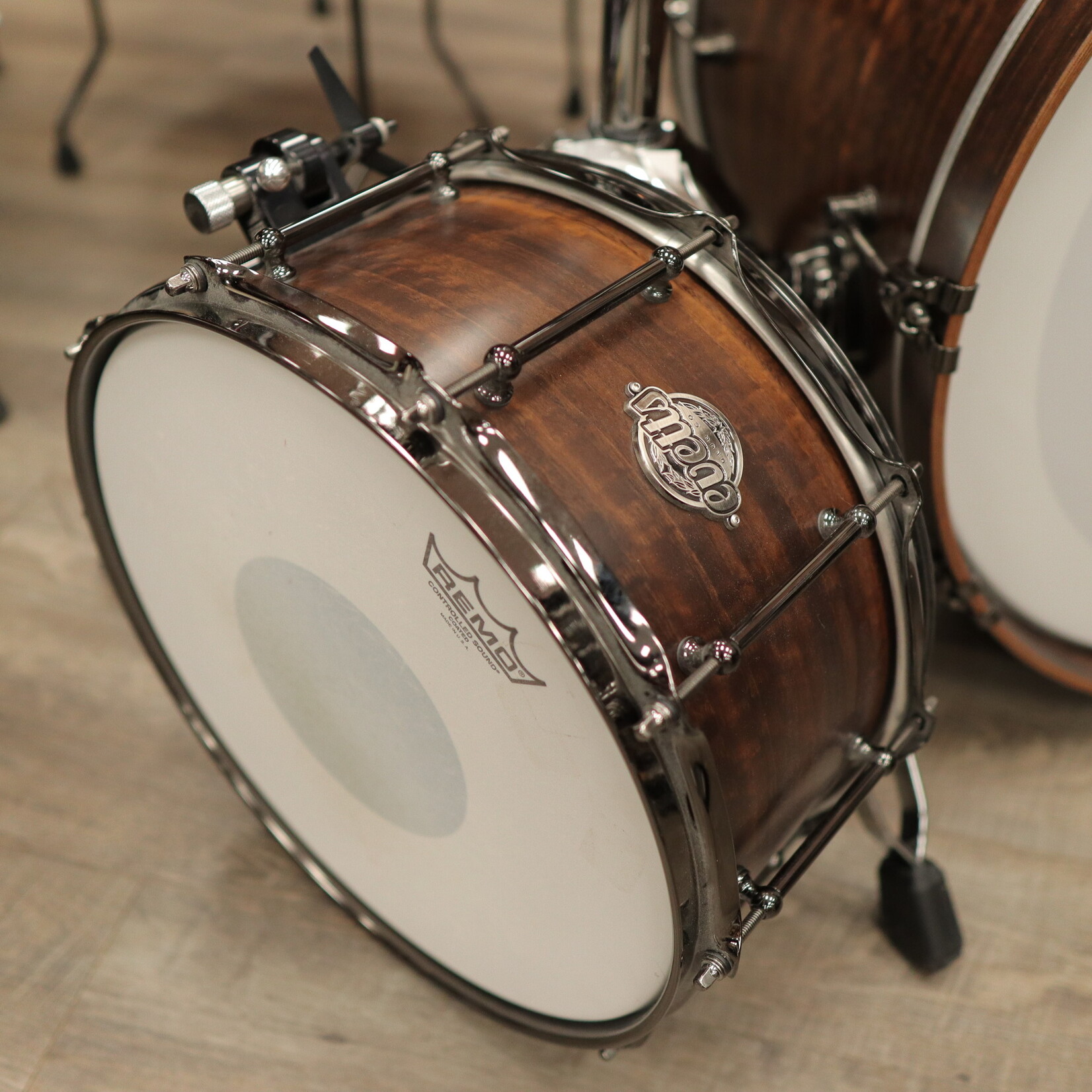 Evetts Drum Co. Pre-Owned Evetts 6-Piece Spotted Gum Shell Pack w/ Smoked Eucalyptus Veneer & Black Nickel Hardware 10/12/14/16/22/14sn