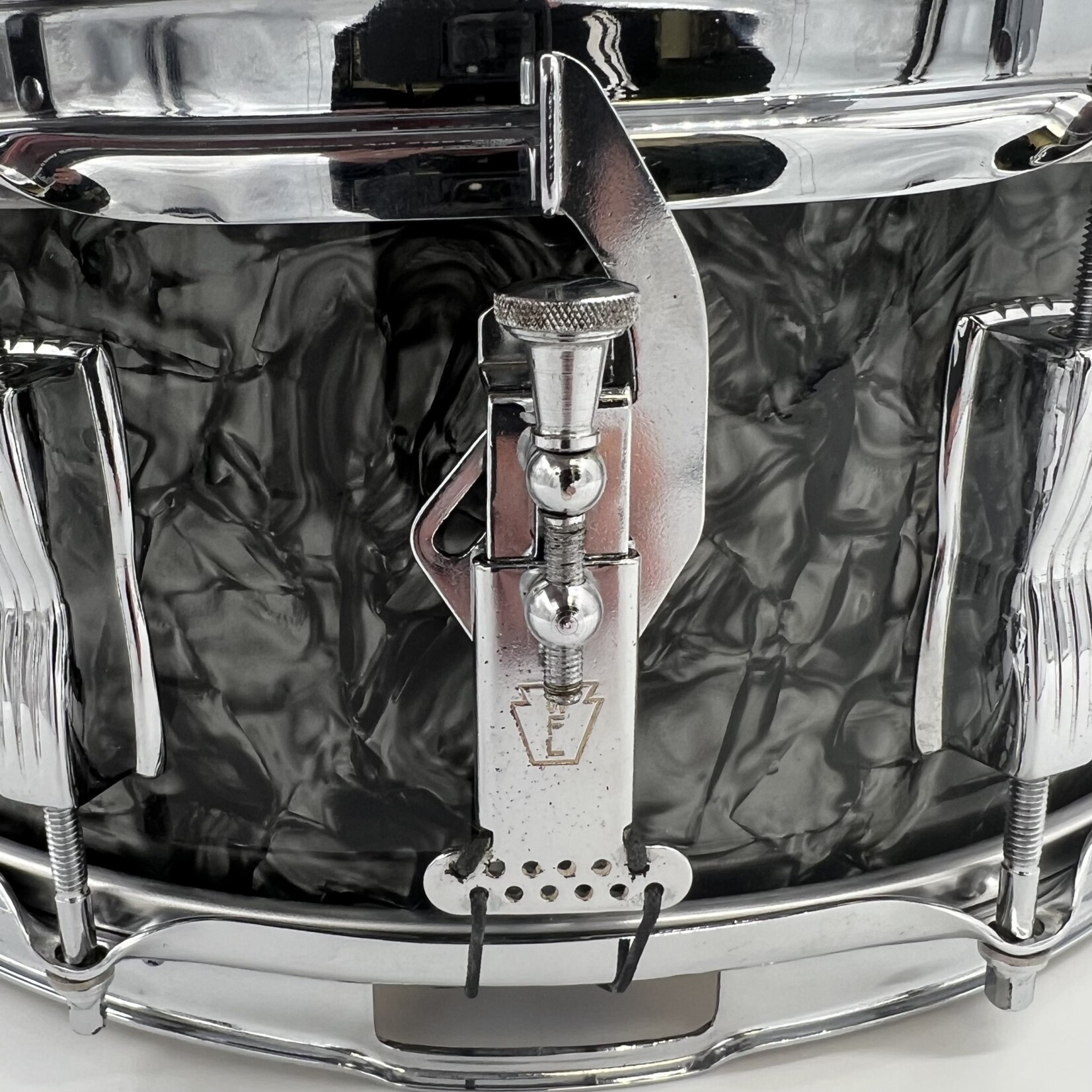 WFL Vintage 1950's WFL No. 908 5.5x14" Barrett Deems Model (Black Diamond Pearl)