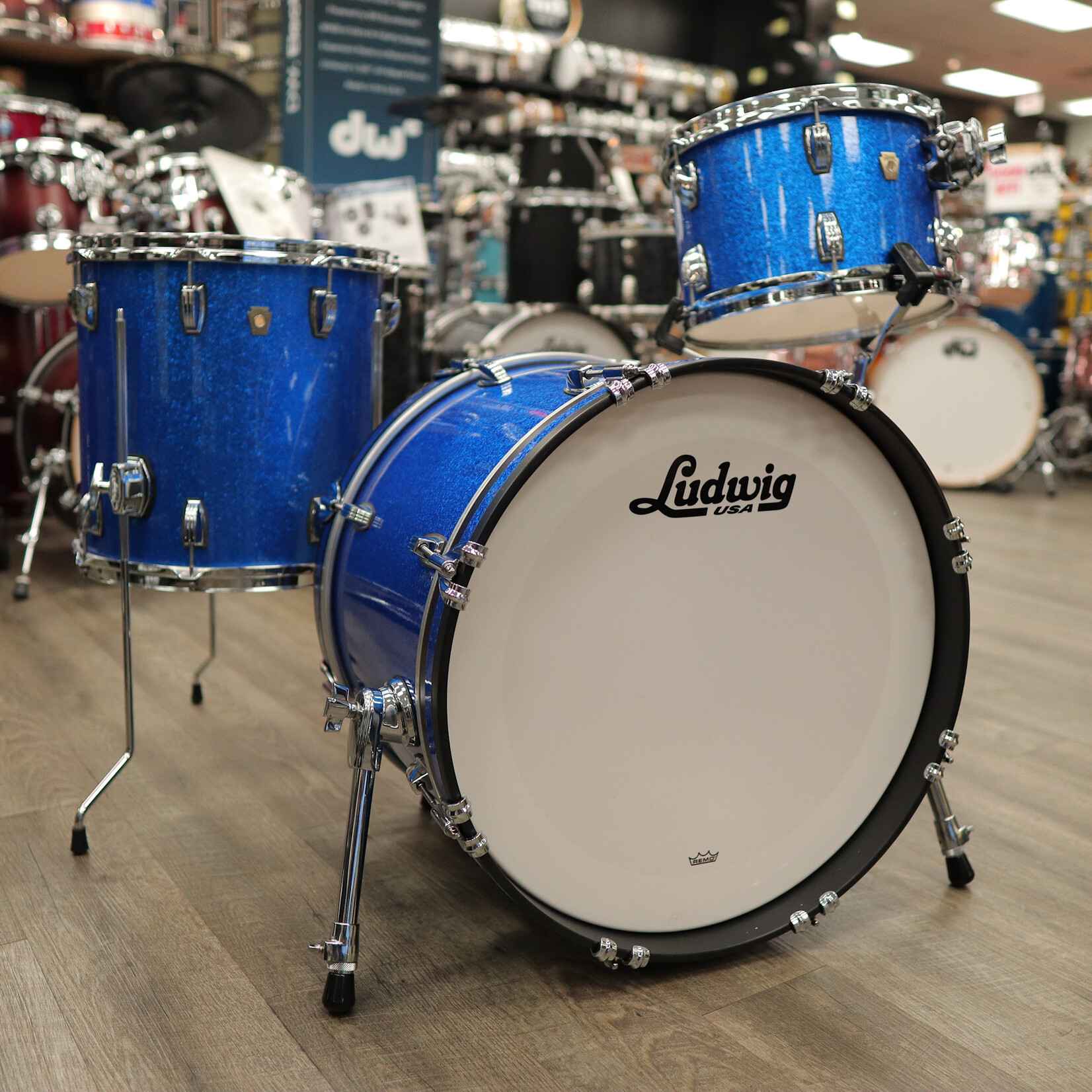 Ludwig Pre-Owned Ludwig Classic Maple Downbeat 3-Pc Shell Pack 12/14/20 (Blue Sparkle)