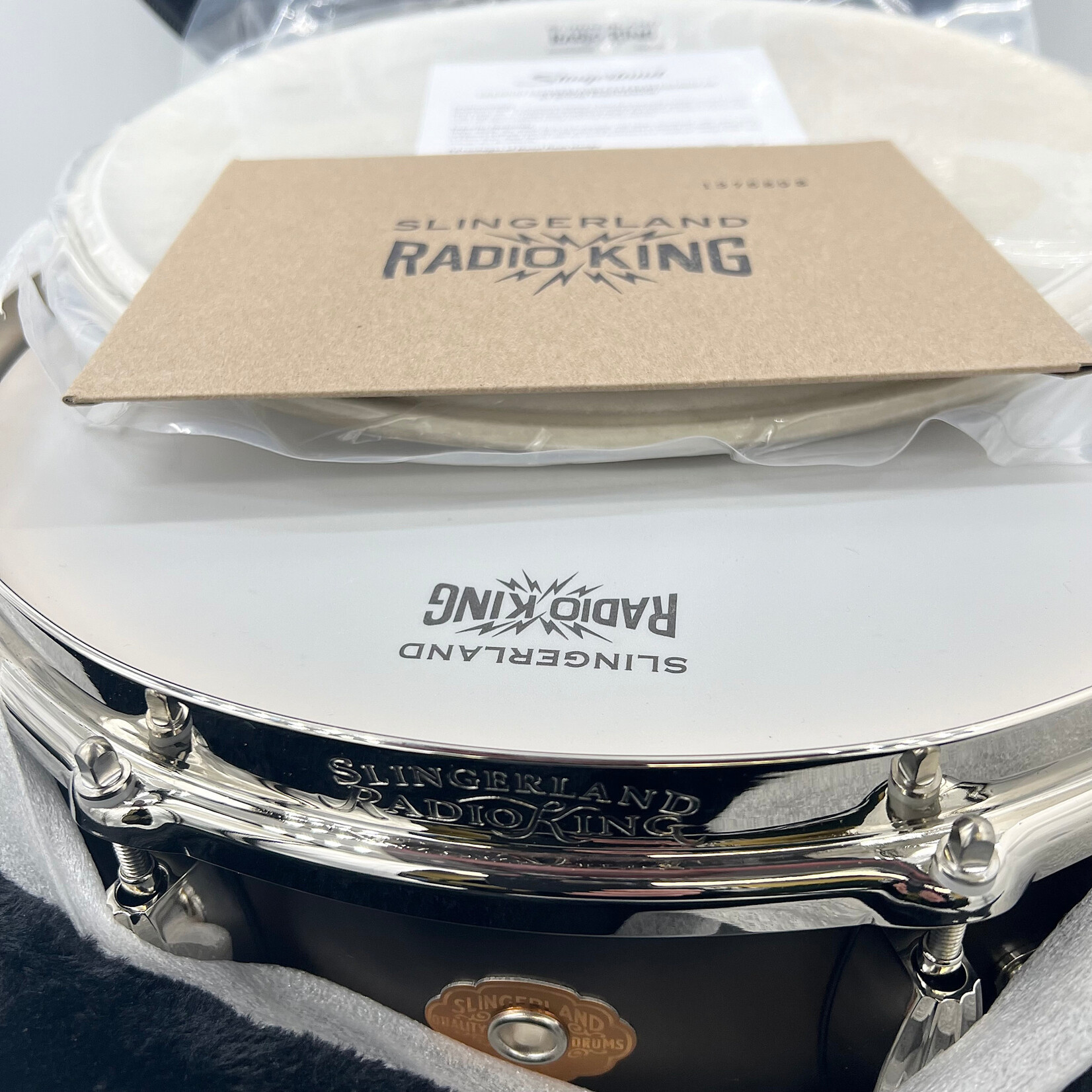 Slingerland Slingerland Radio King Limited Edition 5x14" Snare Drum (Black/Gold Lacquer Burst w/ Nickel HW)