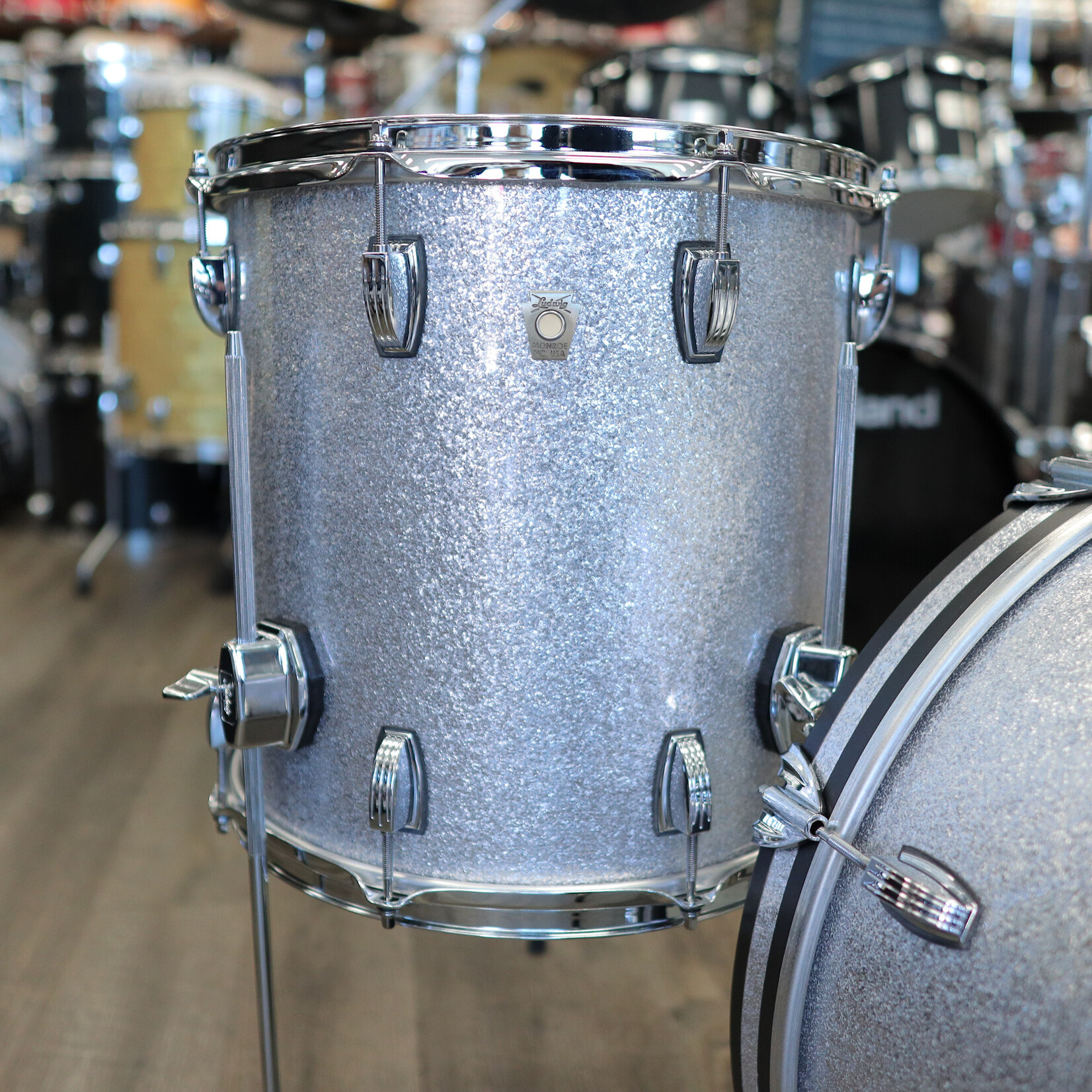 Ludwig Ludwig Classic Maple Custom Build 3-PC Shell Pack 12/14/20 (Silver Sparkle w/ Resa-Coat Interior)