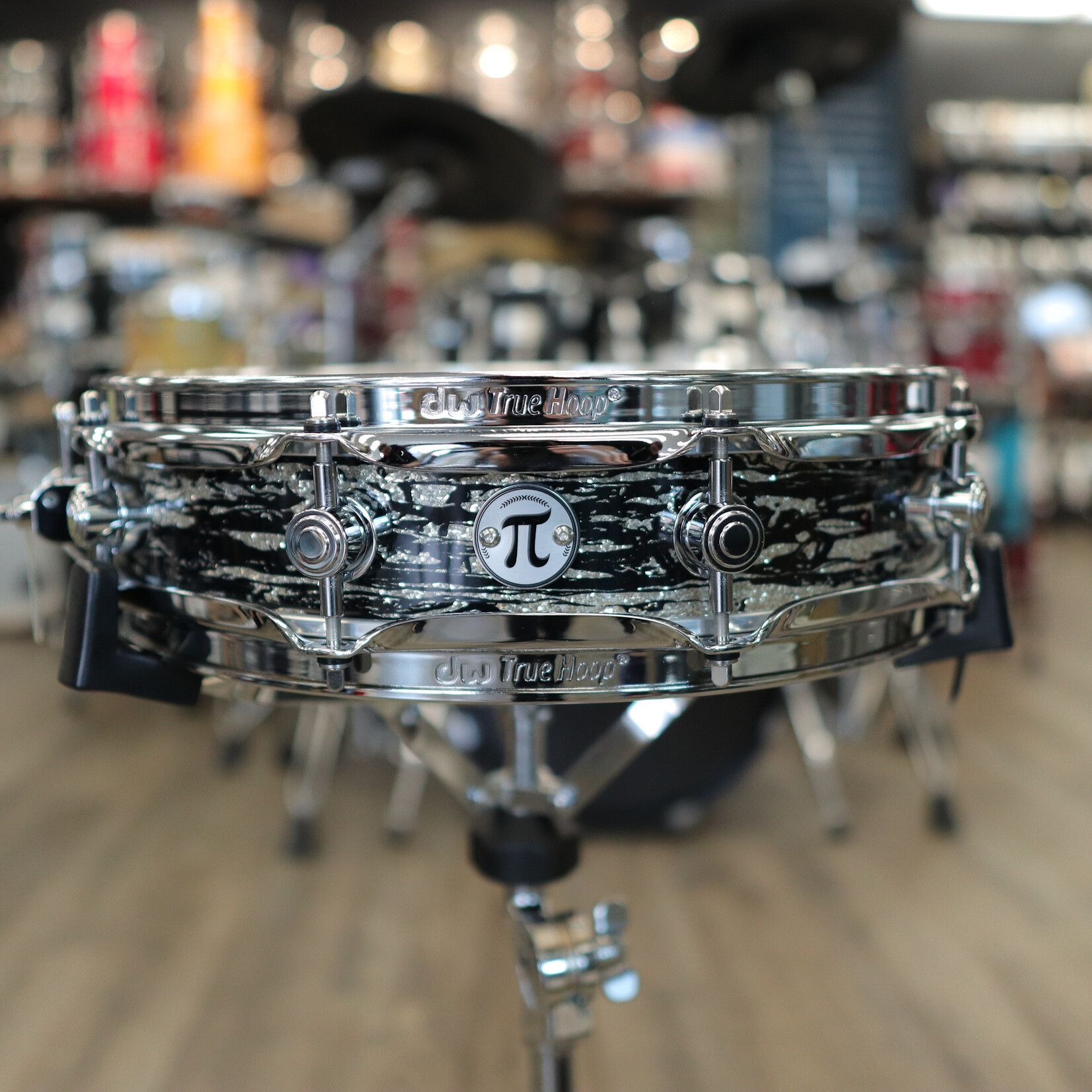 DW DW Collector's 3.14 x 14" SSC Maple Pi Snare Drum (Black Oyster Glass w/ Chrome Hardware)