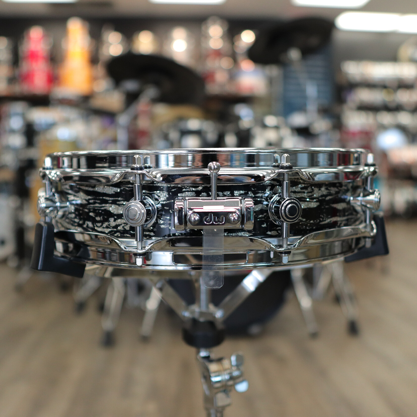 DW DW Collector's 3.14 x 14" SSC Maple Pi Snare Drum (Black Oyster Glass w/ Chrome Hardware)