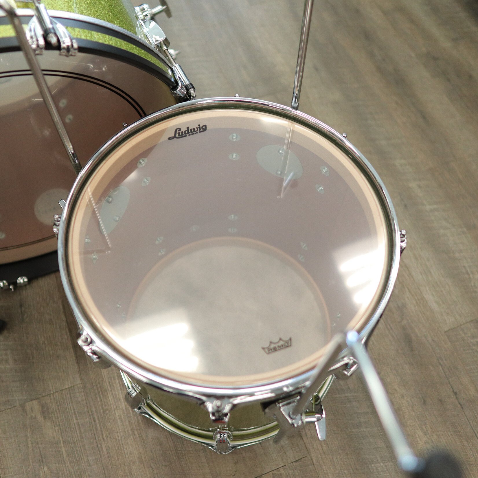 Ludwig Pre-Owned Ludwig Legacy Mahogany Downbeat 3-Pc Shell Pack 12/14/20 (Olive Sparkle)