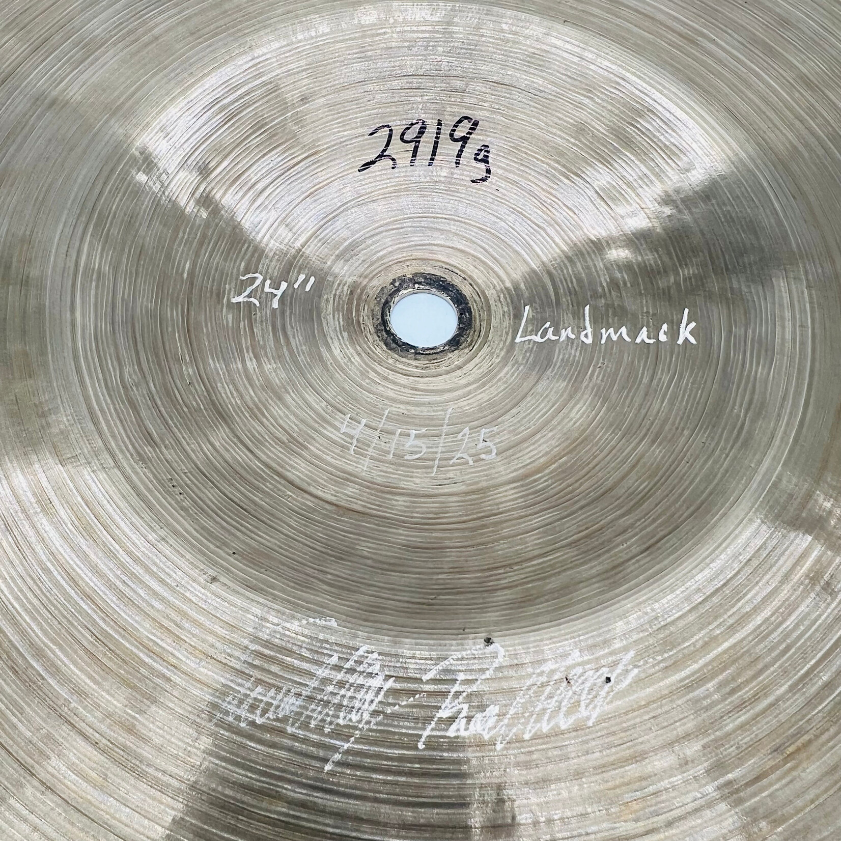 Timothy Roberts Timothy Roberts 24" Landmark 2919g Cymbal