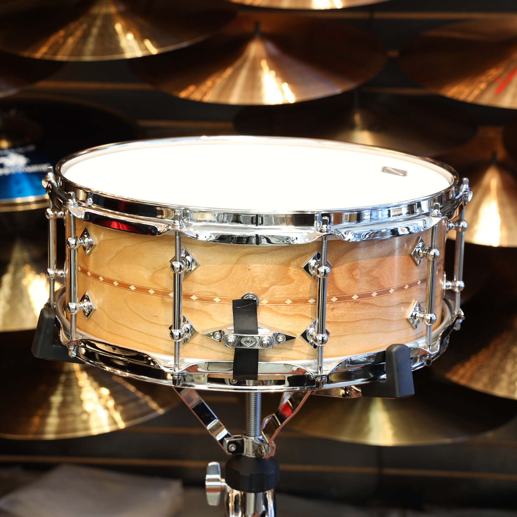 Craviotto Craviotto Custom Shop 5.5X14" Snare Drum Cherry w/Cherry Inlay (Oil Finish - Lighter)