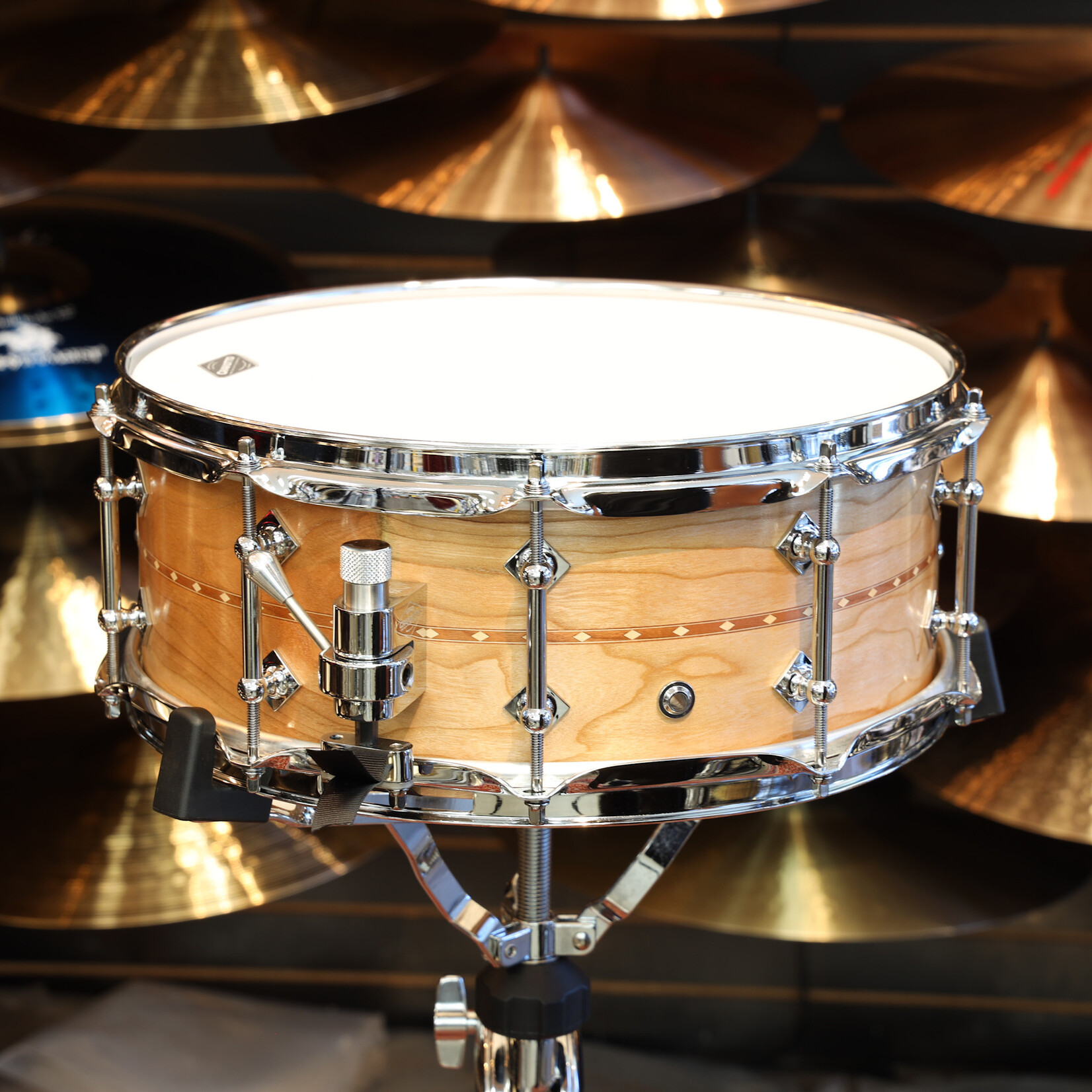 Craviotto Craviotto Custom Shop 5.5X14" Snare Drum Cherry w/Cherry Inlay (Oil Finish - Lighter)