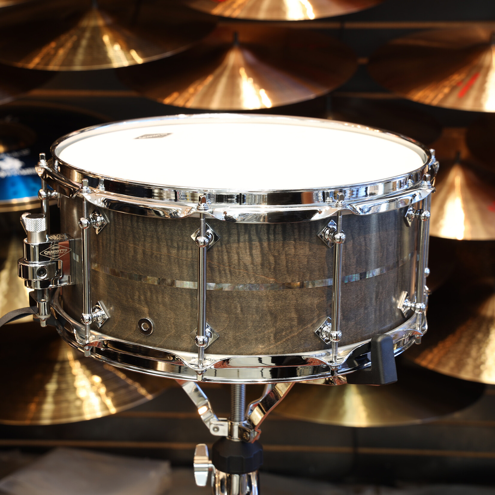 Craviotto Craviotto Private Reserve 6.5X14" Snare Drum Curly Maple w/Black Tahitian Pearl Abalone Inlay (Grey Stained Oil Finish - Darker)