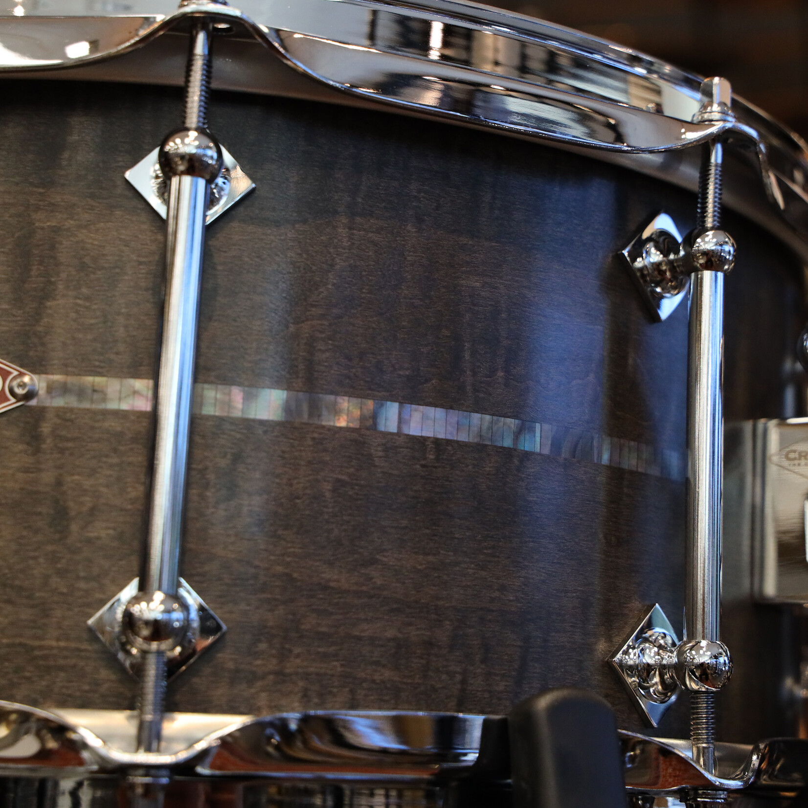 Craviotto Craviotto Private Reserve 6.5X14" Snare Drum Curly Maple w/Black Tahitian Pearl Abalone Inlay (Grey Stained Oil Finish - Darker)