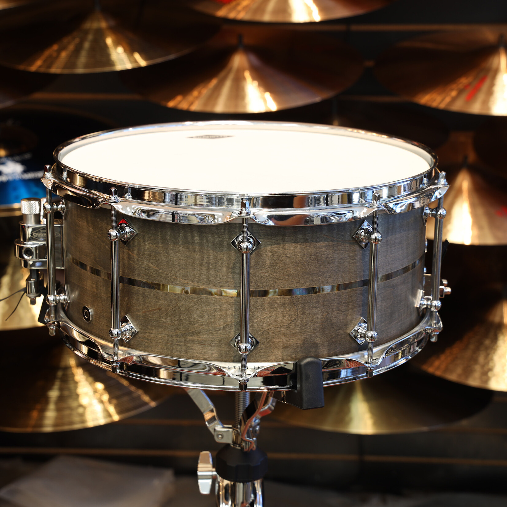 Craviotto Craviotto Private Reserve 6.5X14" Snare Drum Curly Maple w/Black Tahitian Pearl Abalone Inlay (Grey Stain Oil Finish - Lighter)