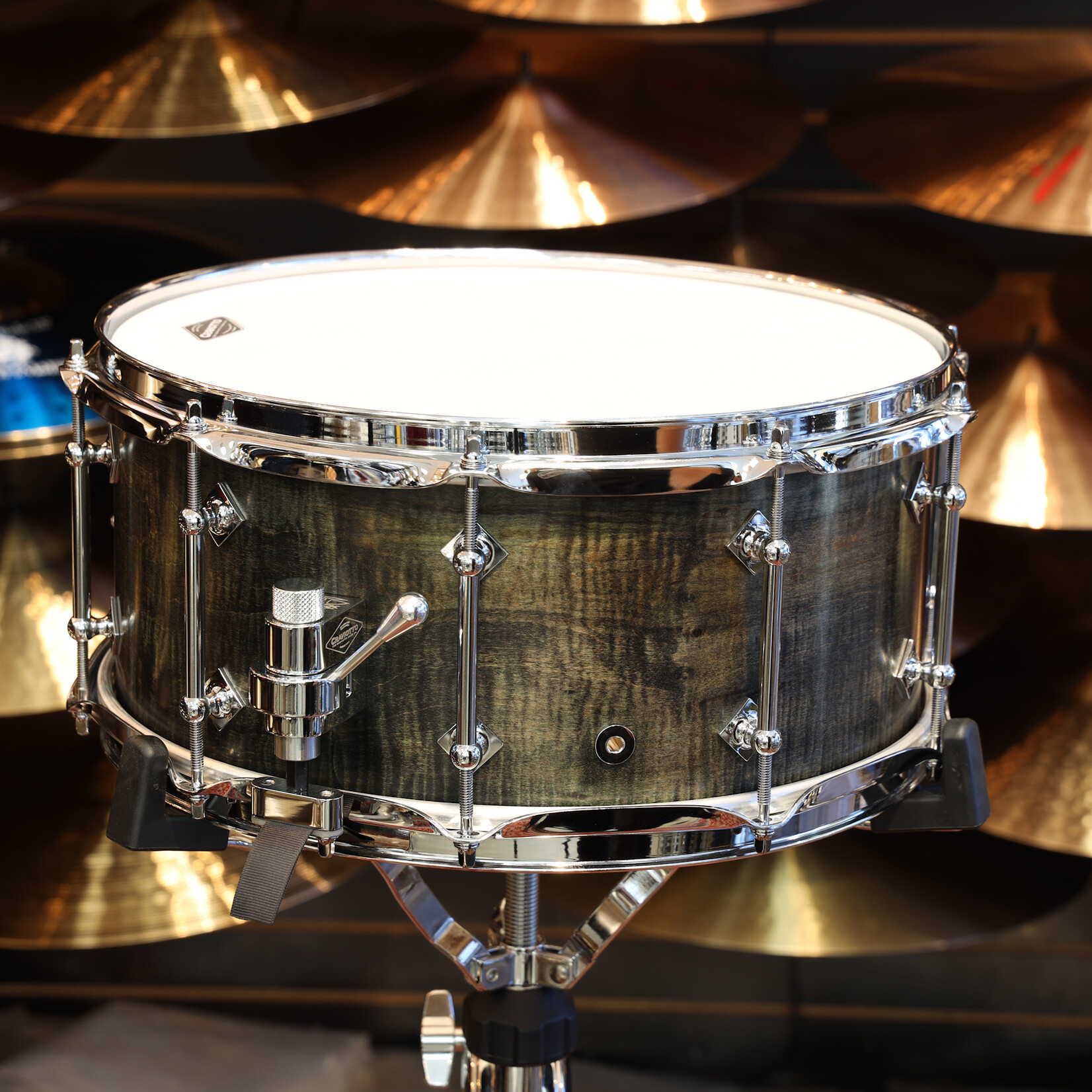 Craviotto Craviotto Private Reserve 6.5X14" Snare Drum Curly Maple (Ebonized & Green Stained Oil Finish)