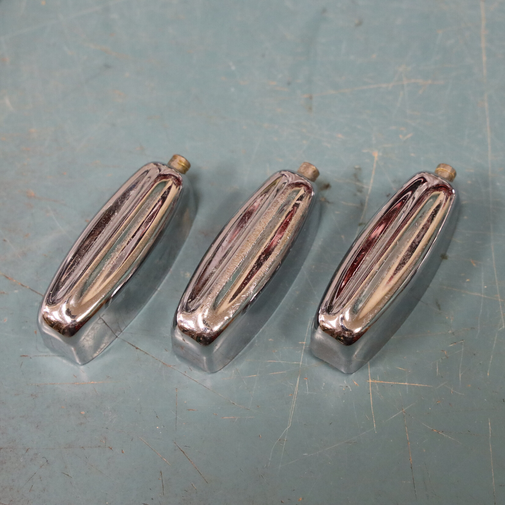 Rogers Vintage Rogers Bread & Butter Tab Lug, Single Tension For Toms 3916R 3-Pack, Best Condition