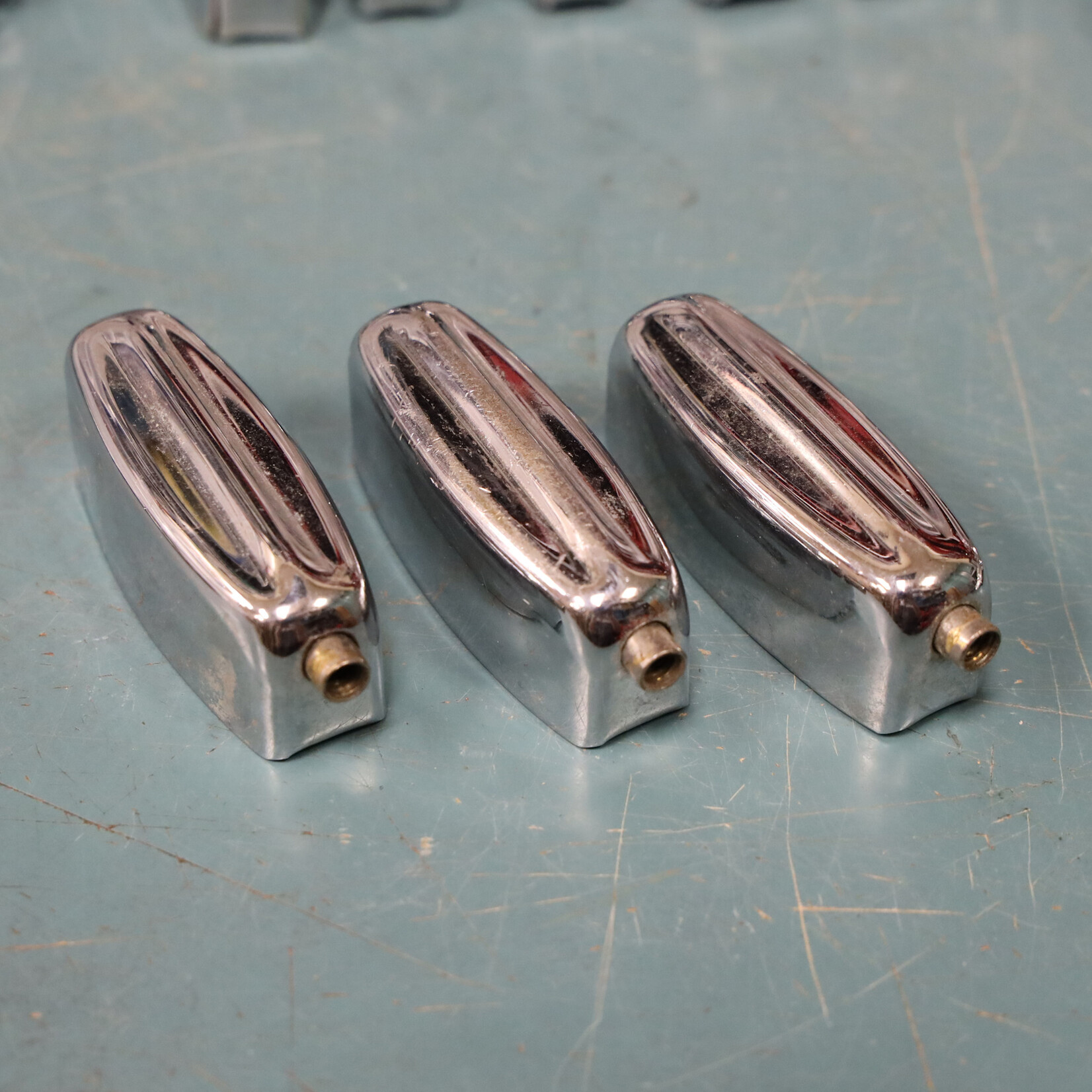 Rogers Vintage Rogers Bread & Butter Tab Lug, Single Tension For Toms 3916R 3-Pack, Best Condition