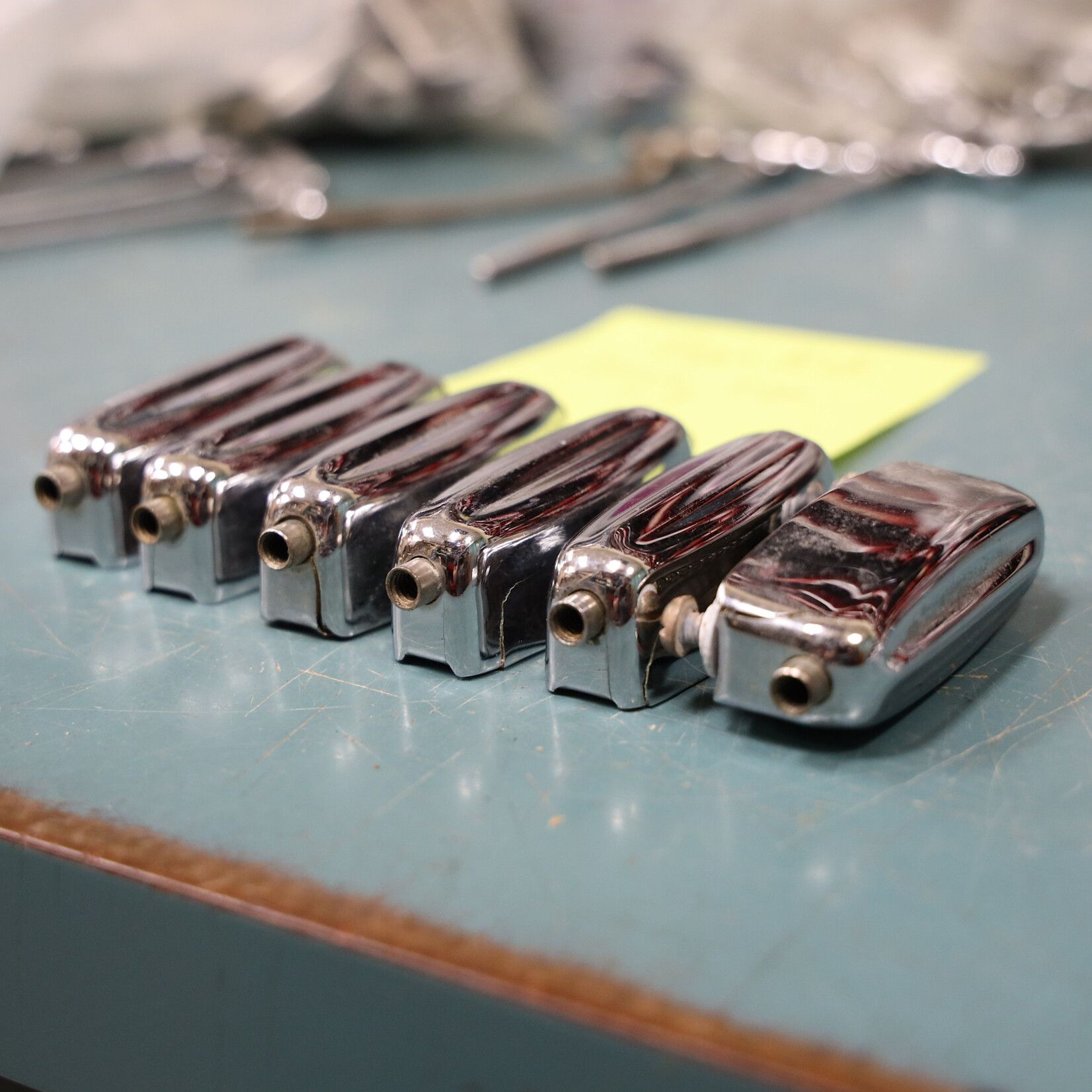 Rogers Vintage Rogers Bread & Butter Tab Snare Lug 3917R, Set of 6