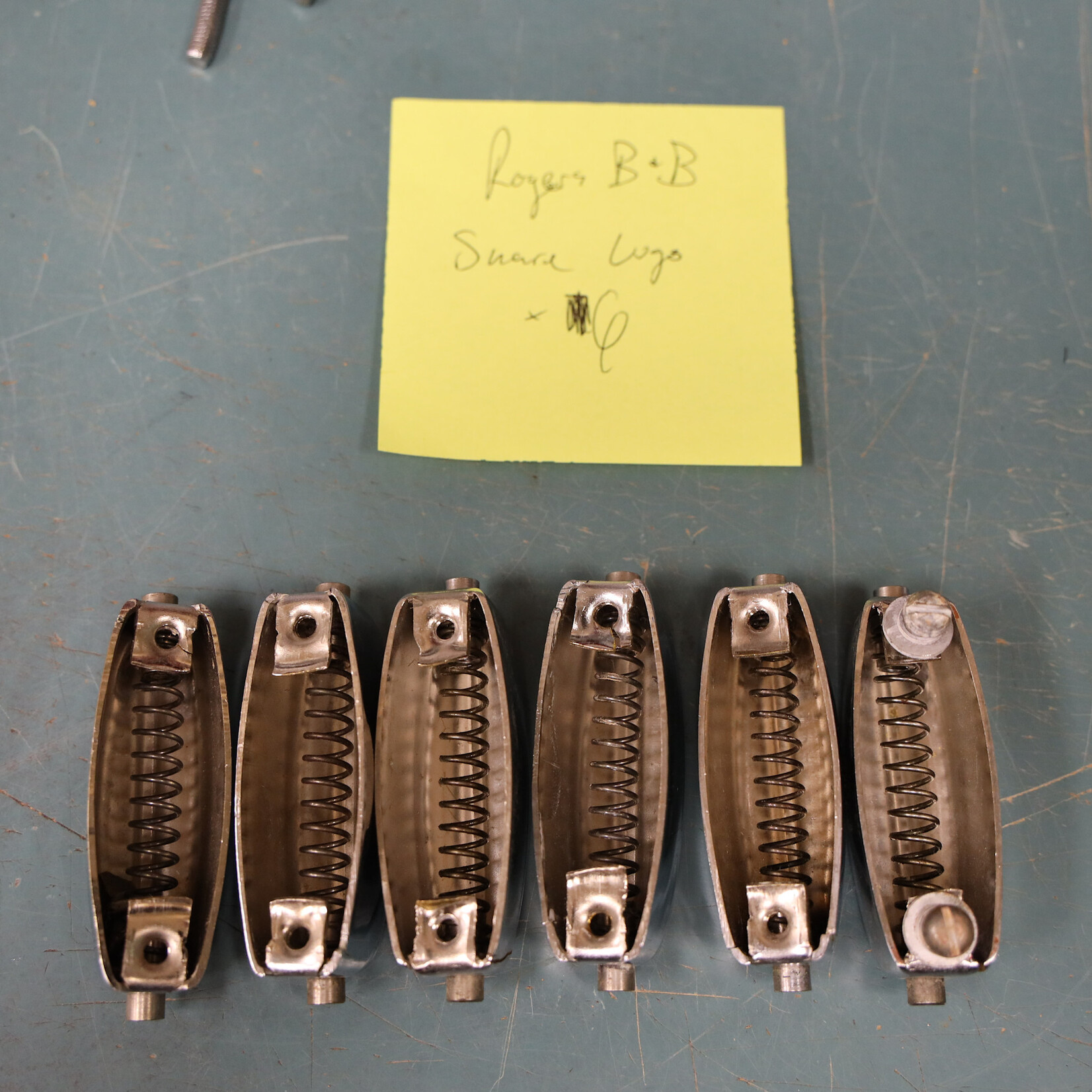 Rogers Vintage Rogers Bread & Butter Tab Snare Lug 3917R, Set of 6