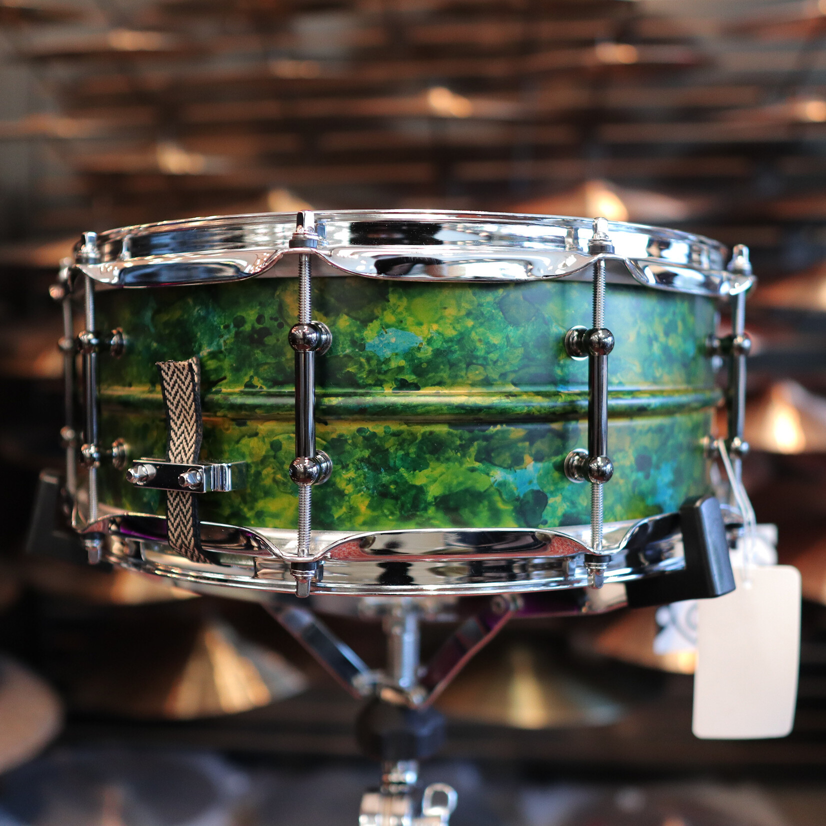 Pork Pie Pork Pie 5.5x14" Aluminum Snare Drum (Green Alcohol Ink w/ Black Chrome Tube Lugs)