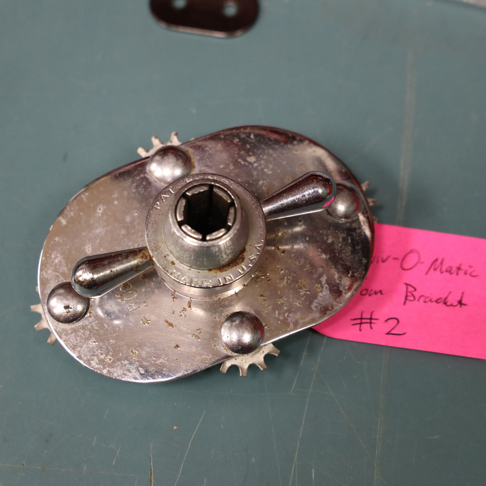 Rogers Vintage Rogers Swiv-O-Matic Collet Plate Assembly (Straight) Tom Mount Bracket #2