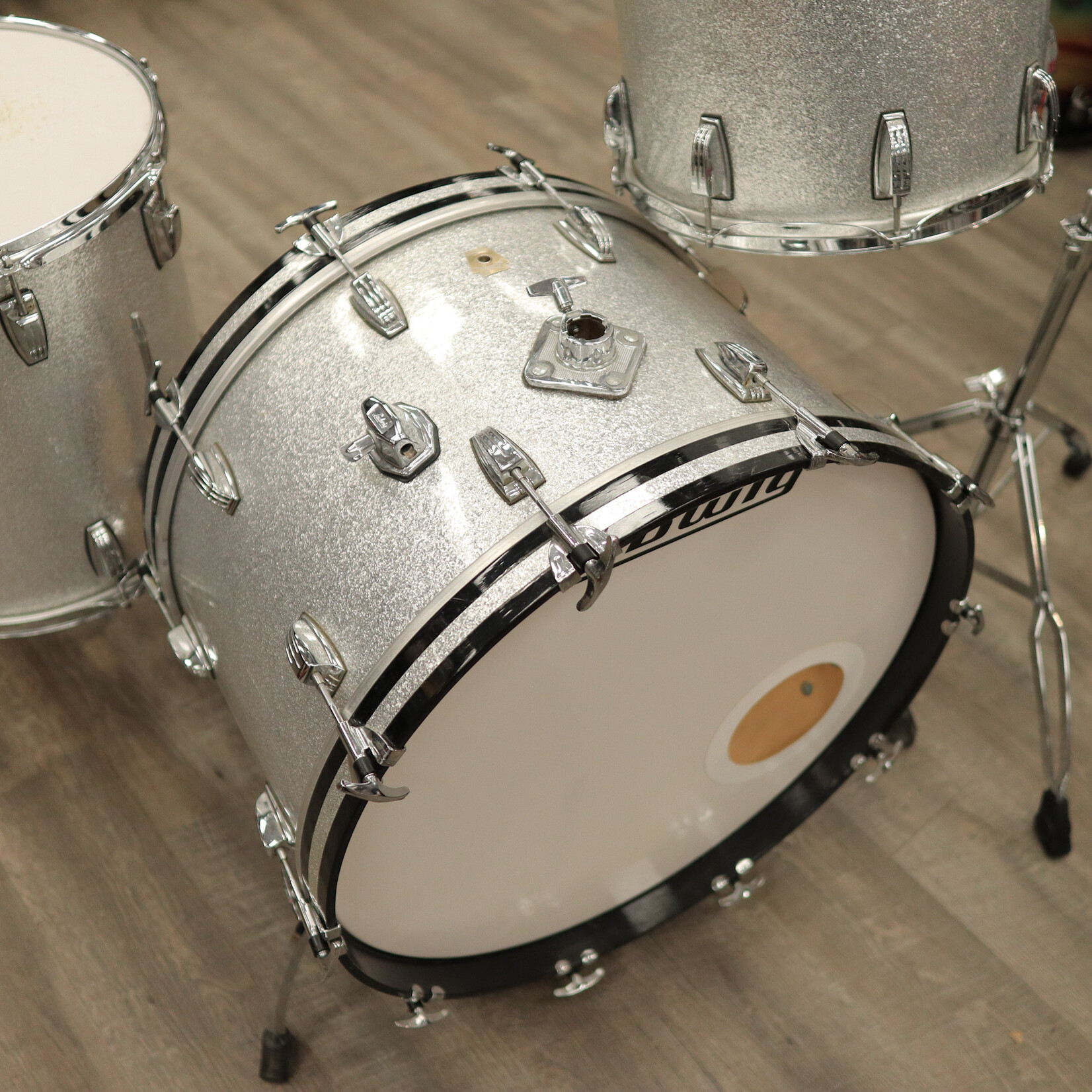 Ludwig Used Ludwig Classic Maple 4-Pc Shell Pack 14/16/18/24 (Silver Sparkle)
