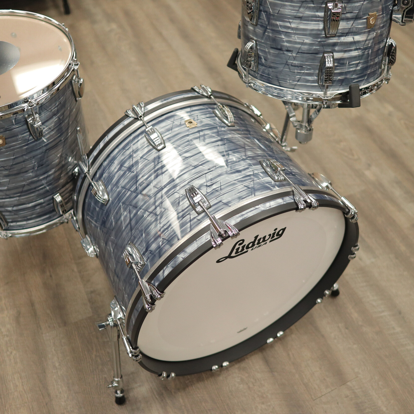 Ludwig Like-New Ludwig Classic Maple FAB 3-Piece Shell Pack 13/16/22 (Sky Blue Pearl)